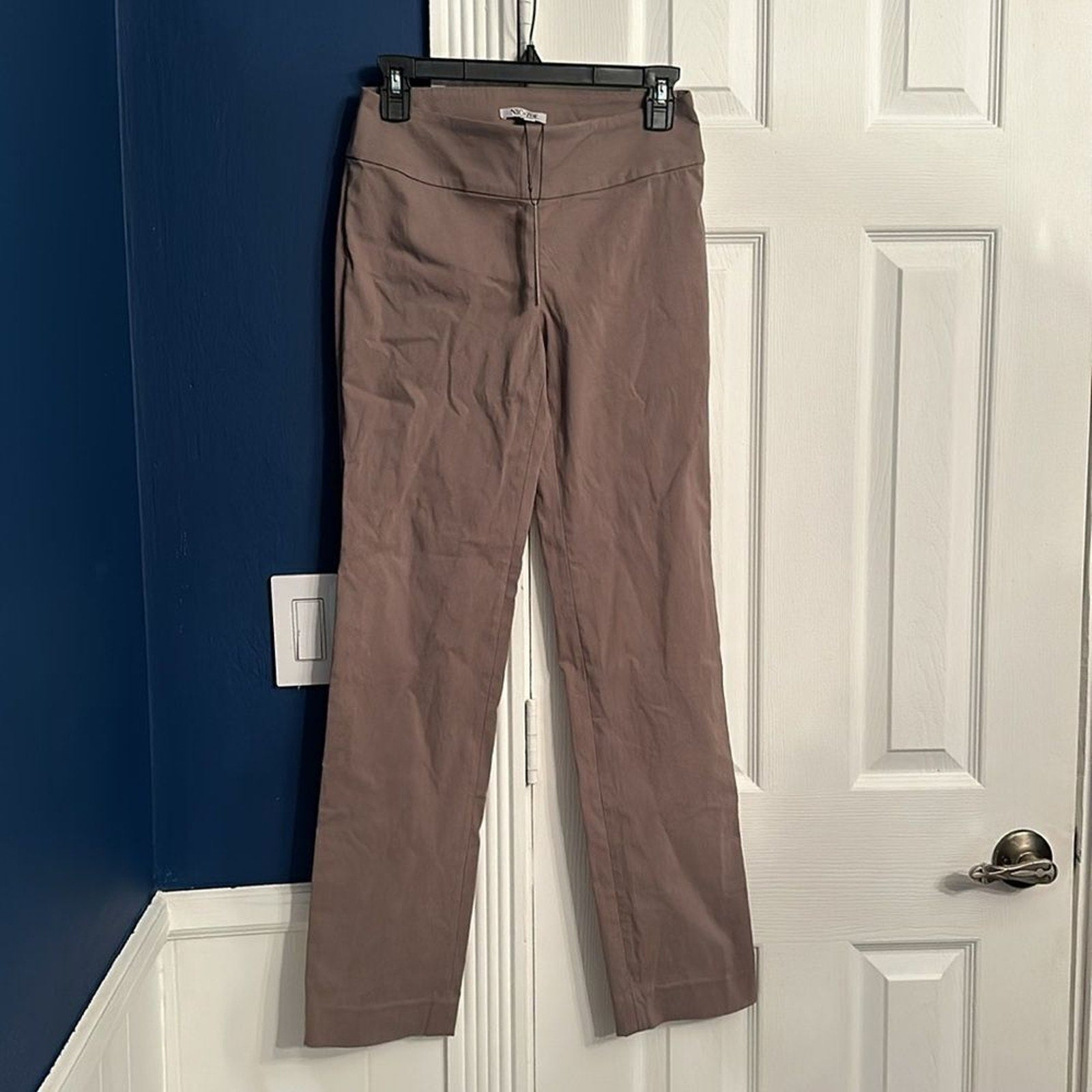 NWT Nic + Zoe Wonderstretch Straight Pant - Shiitake - size 2