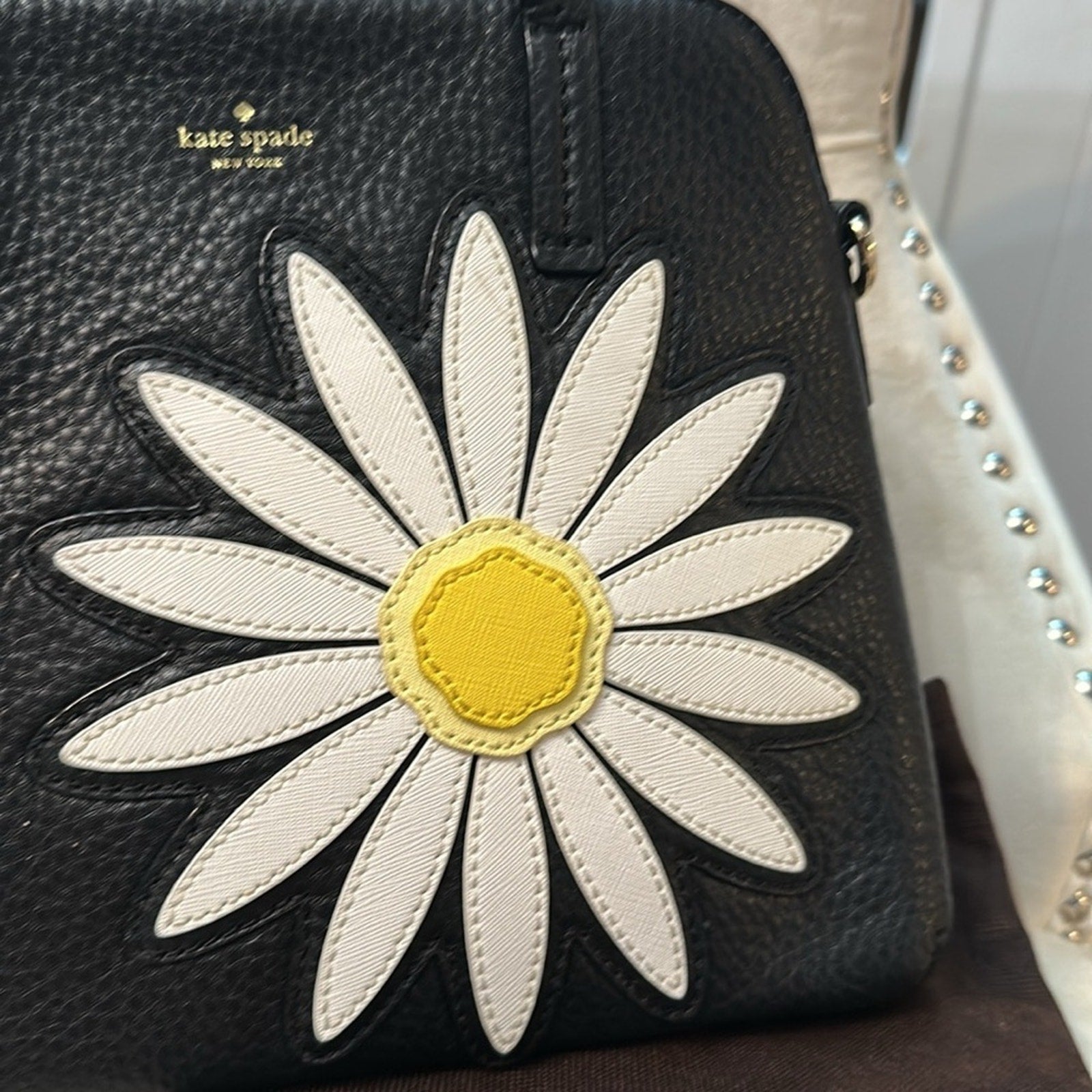 Kate Spade New York  DOWN THE RABBIT HOLE DAISY APPLIQUE MAISE