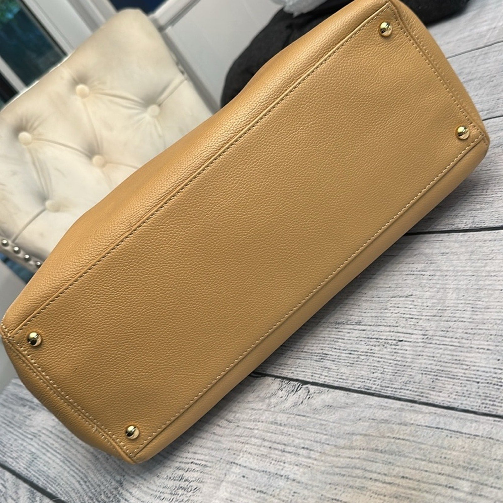 Chanel Beige Caviar Cerf Executive Medium Shopping Tote Gold Hardware, 2005-2006
