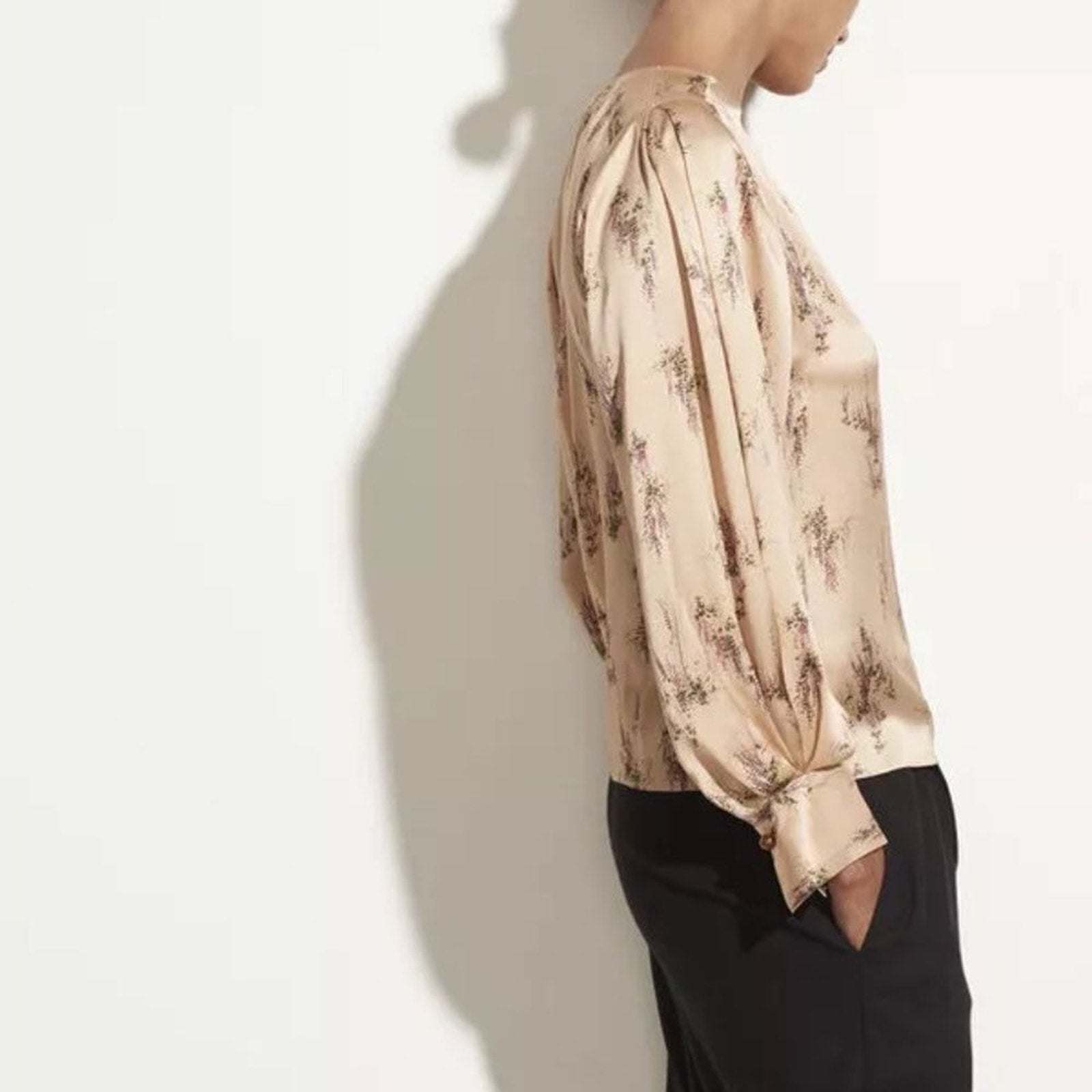 NWT Vince Wisteria Mock Neck Blouse