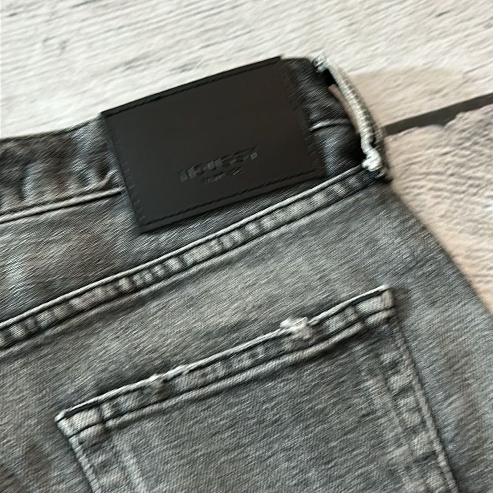 NEW MOUSSY VINTAGE SENECA FLARE - size 29