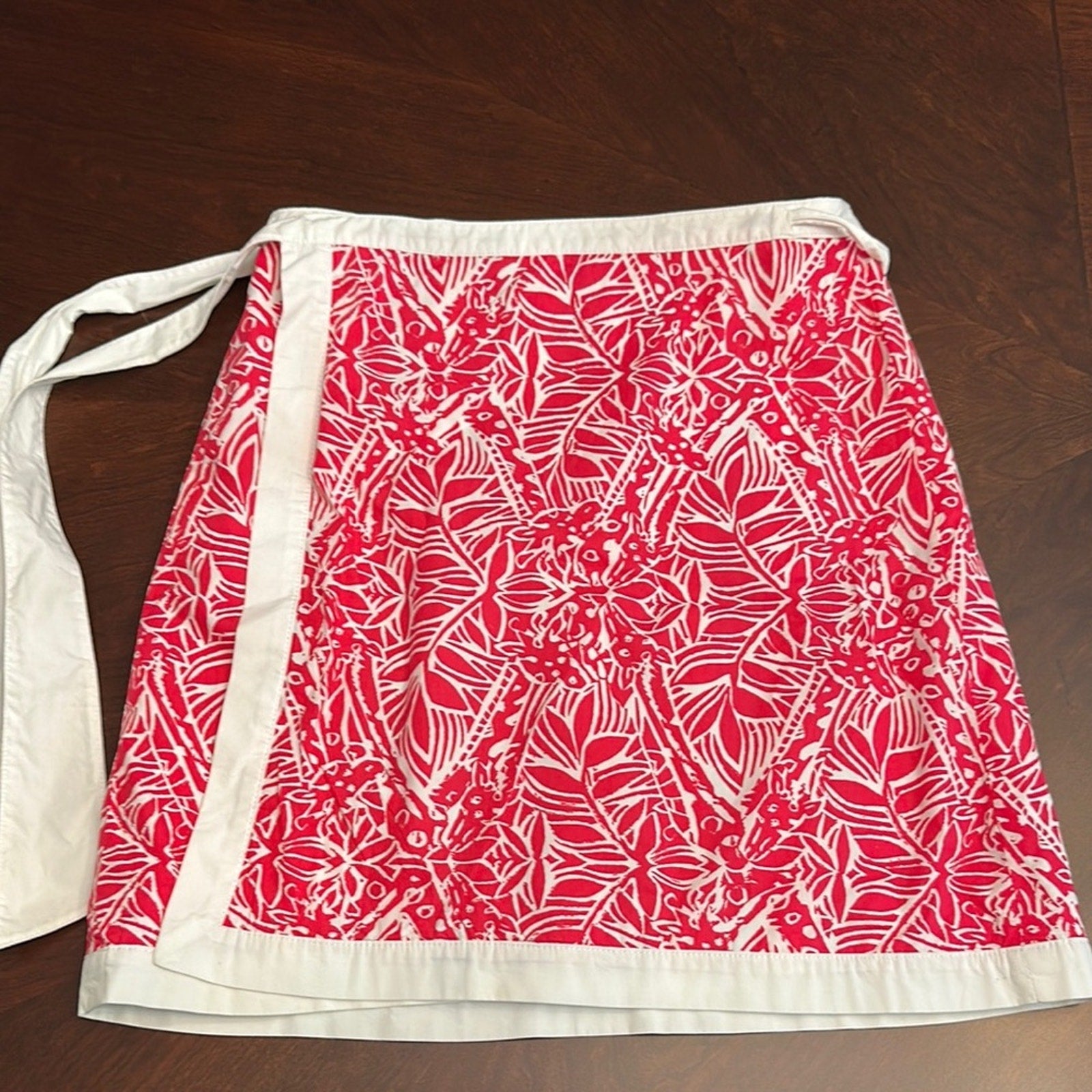 Lilly Pulitzer reversible wrap skirt - size Large