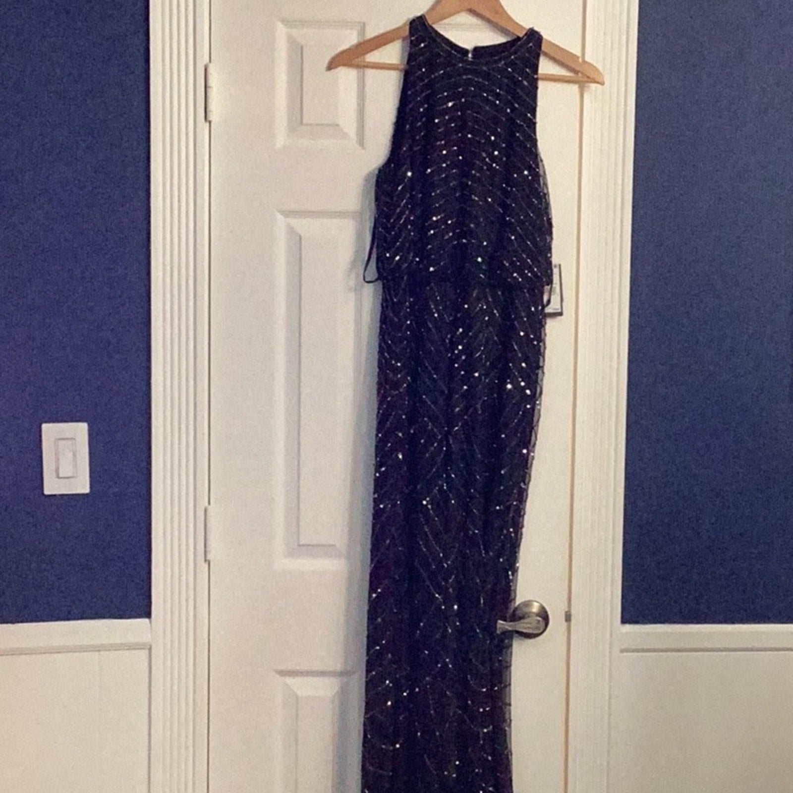 NWT ADRIANNA PAPELL Beaded halter gown - size 6
