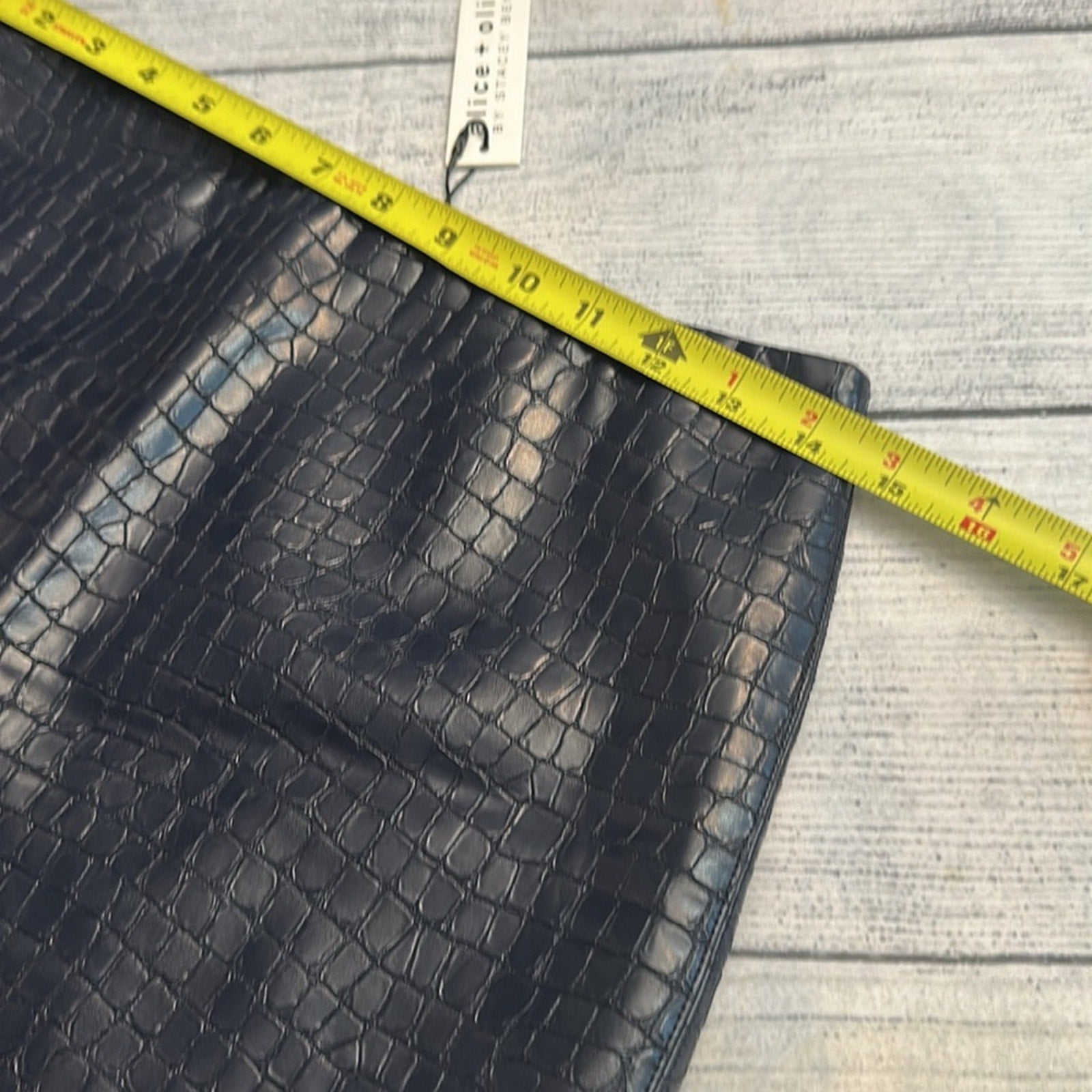 NWT Alice + Olivia Rubi Croc-Embossed Faux Leather Mini Skirt - 4