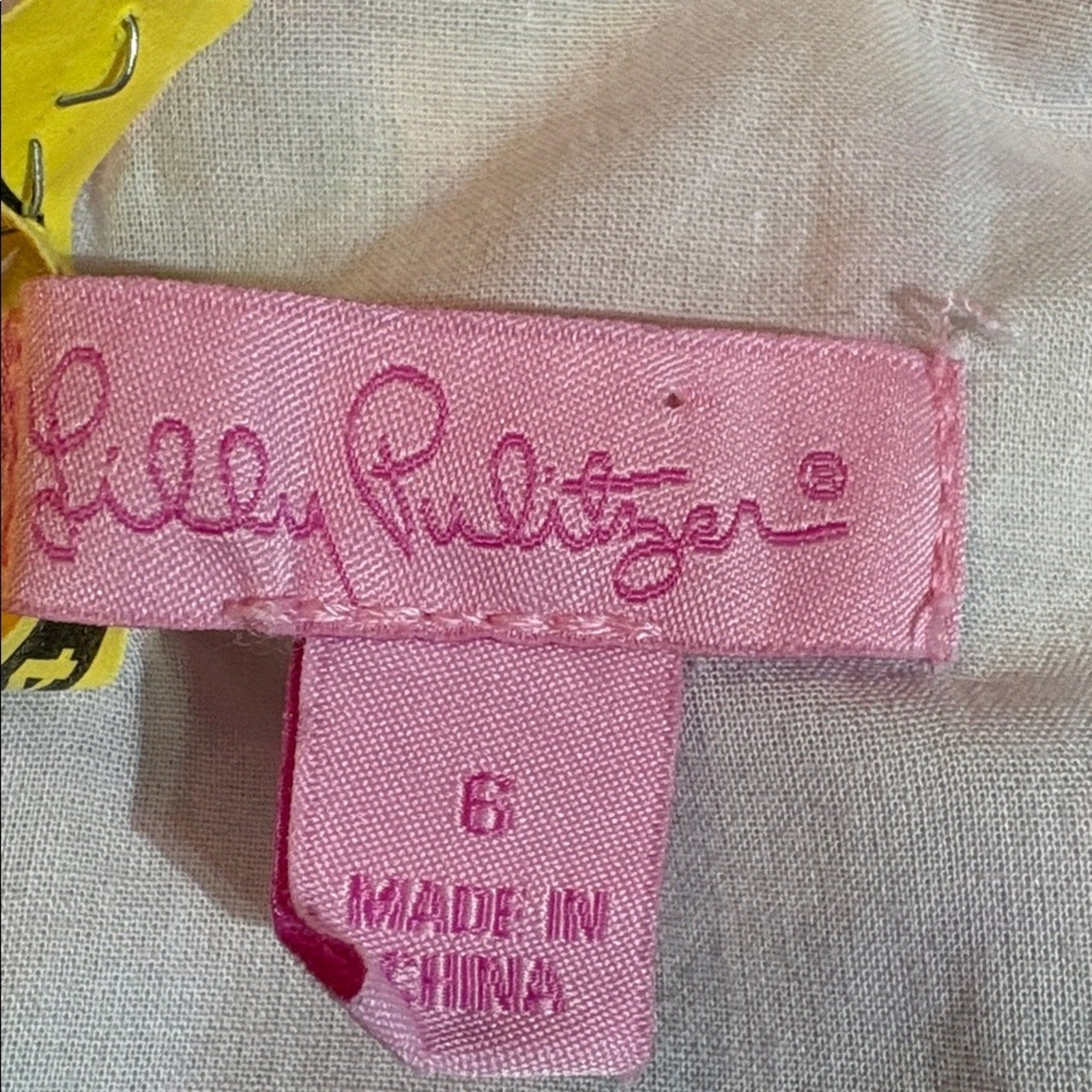 Lilly Pulitzer Shift Dress Sweet Tarty Crazy Cat House Pineapple - size 6
