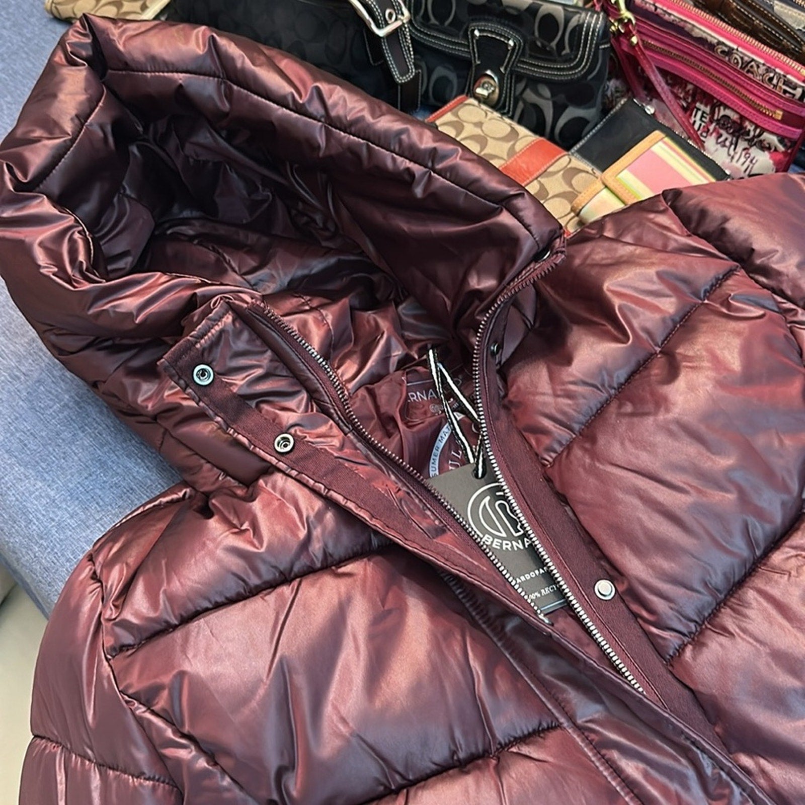 NWT Bernardo Women's Shiny Heavy Walker Puffer Jacket - size Large