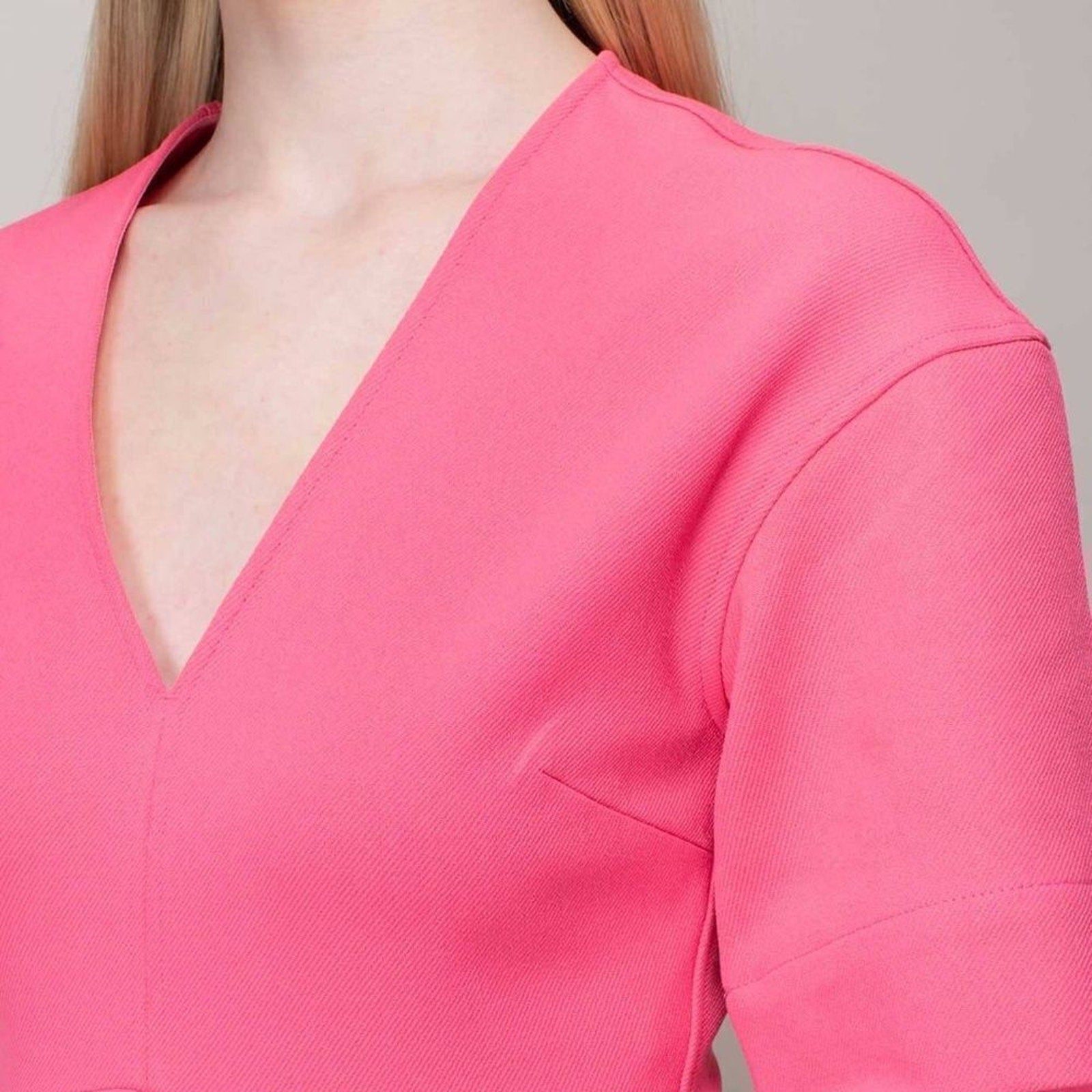 NEW GANNI STRETCH SUITING V-NECK MINI DRESS - SHOCKING PINK - size 40 (US 8)