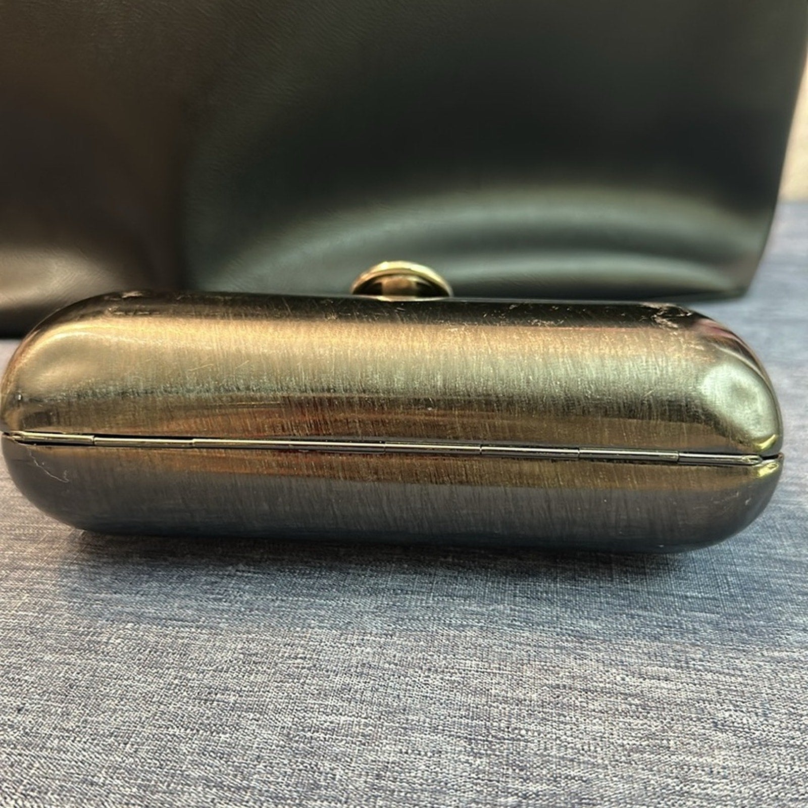 Rodo Metallic Dark Silver with Silver Pendant Crossbody