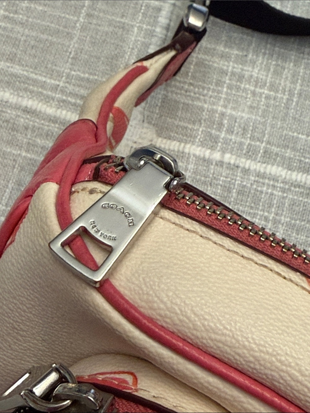 Coach Belt Bag with Popsicle Print 🌟 - Image 6