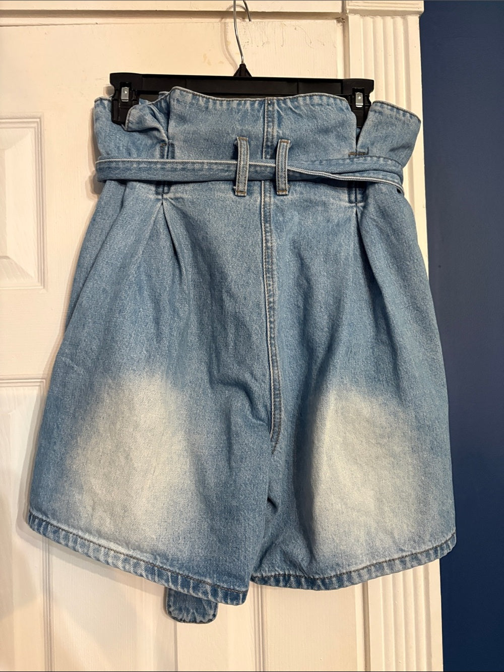 Bardot Paperbag Shorts - 28 🌟 - Image 4