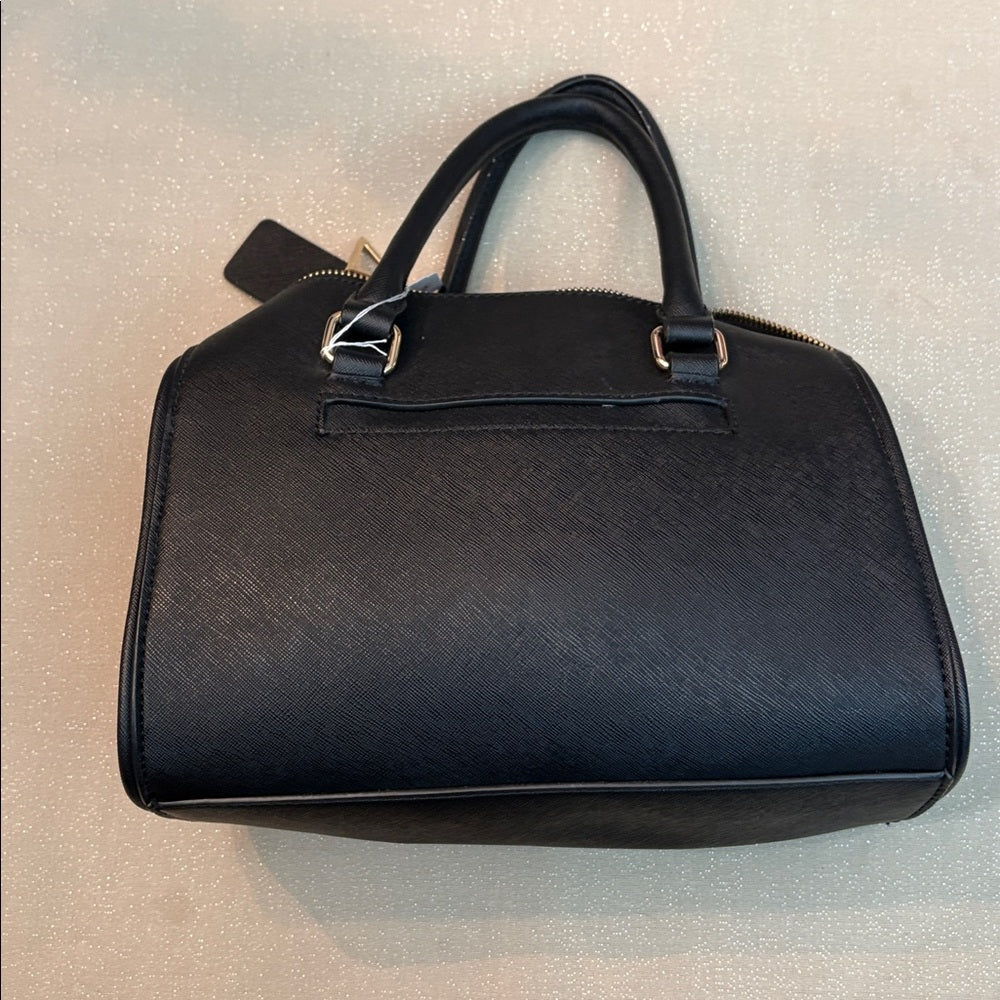 Guess Boston bag with cross body strap - Image 3