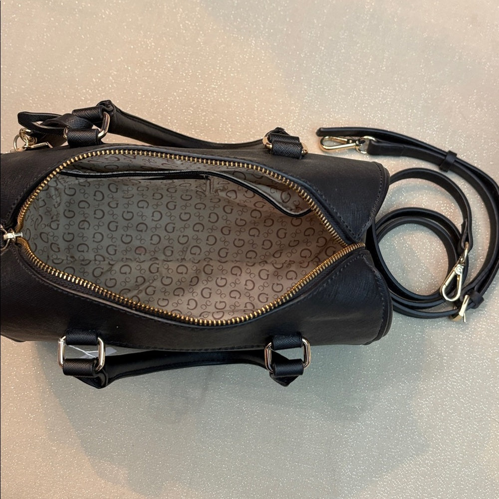 Guess Boston bag with cross body strap - Image 4