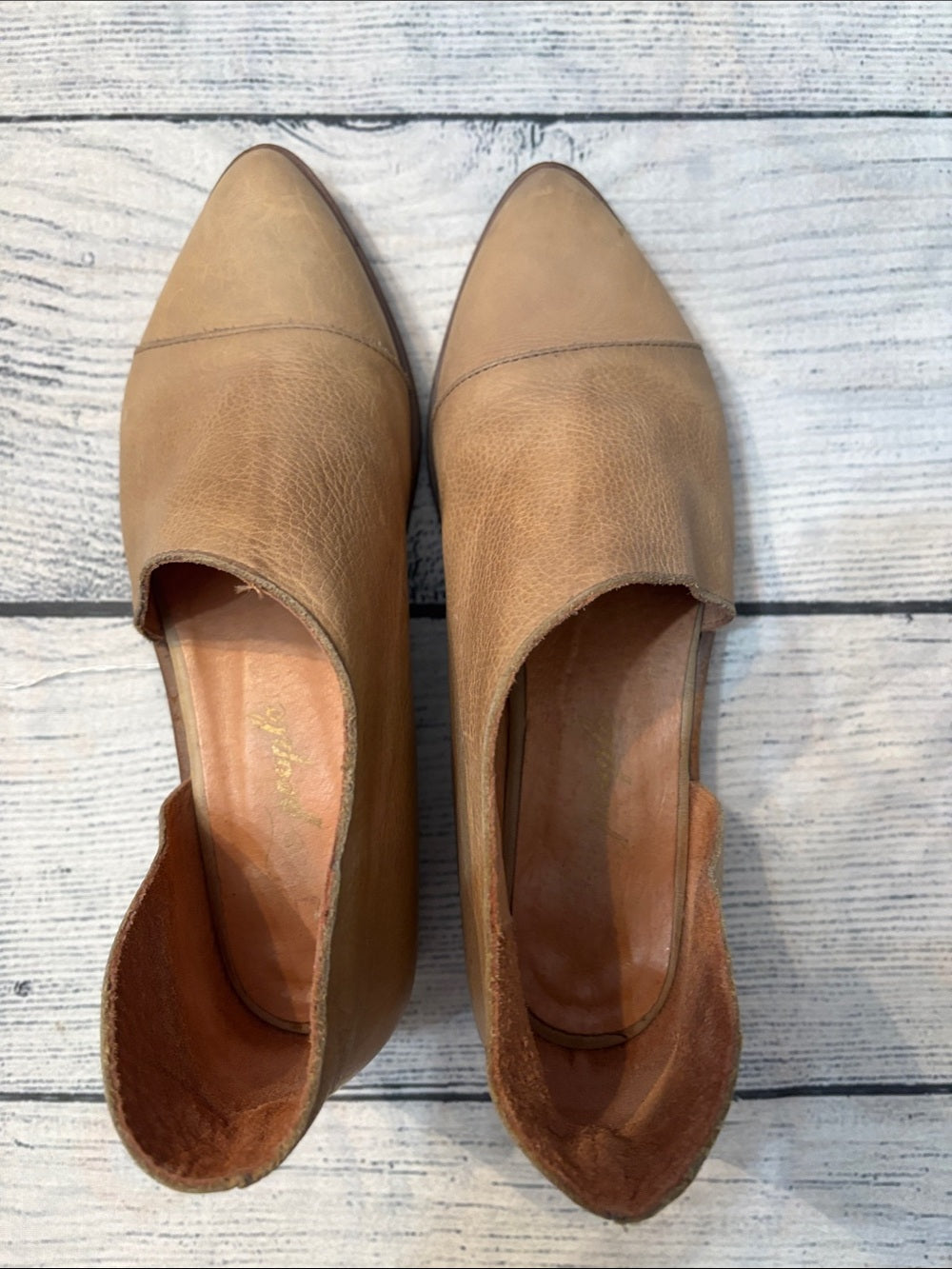 Free People Royale Flats Tan Taupe Cutout Leather Pointed Toe - size 36 🌟 - Image 3