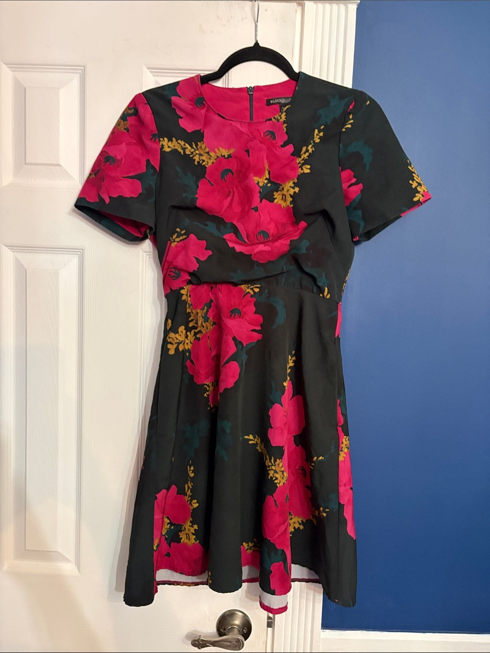 Black Halo Black and Pink Floral Print Kaitlyn Mini Dress - size 4 - Image 8