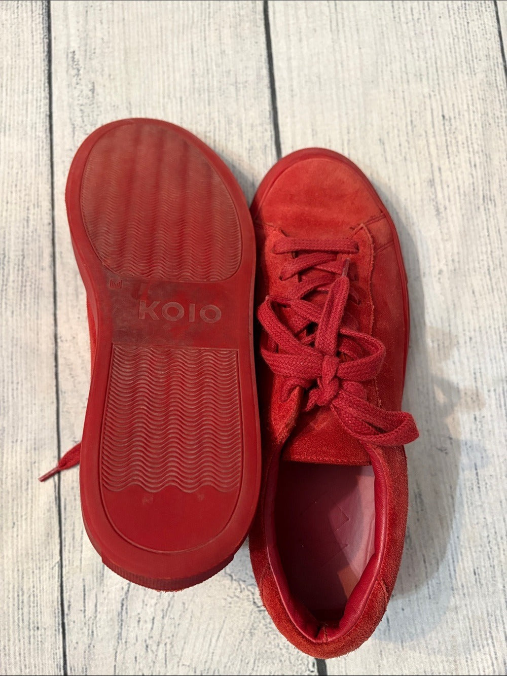 Koio Women's Suede Low Top Capri Casual Sneakers - size 37 (US size 7) 🌟 - Image 3