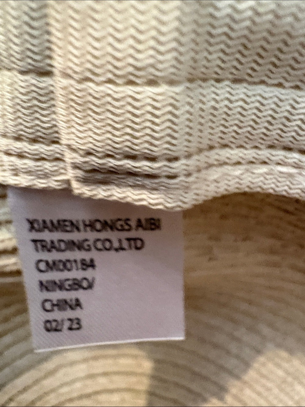 Straw hat with tropical ribbon - Image 2