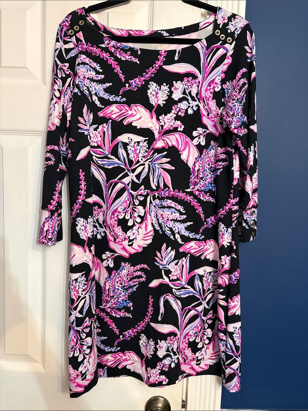 Lilly Pulitzer Sophie Dress in the vibrant "Onyx Wild Within" - size large - Image 4