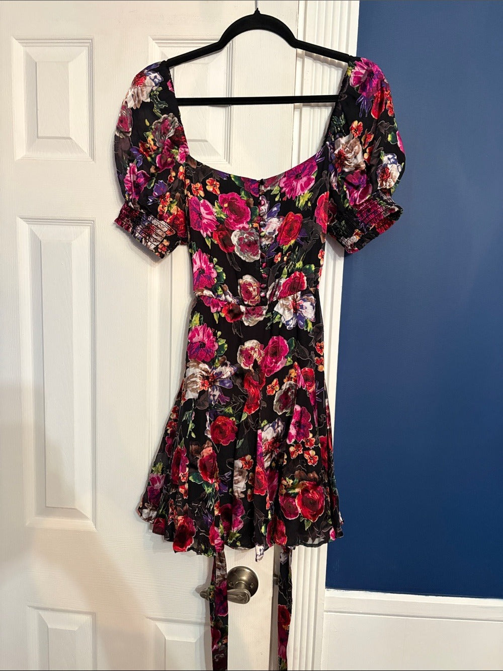 Alice + Olivia Mina Puff-Sleeve Godet Dress - 4 🌟 - Image 5