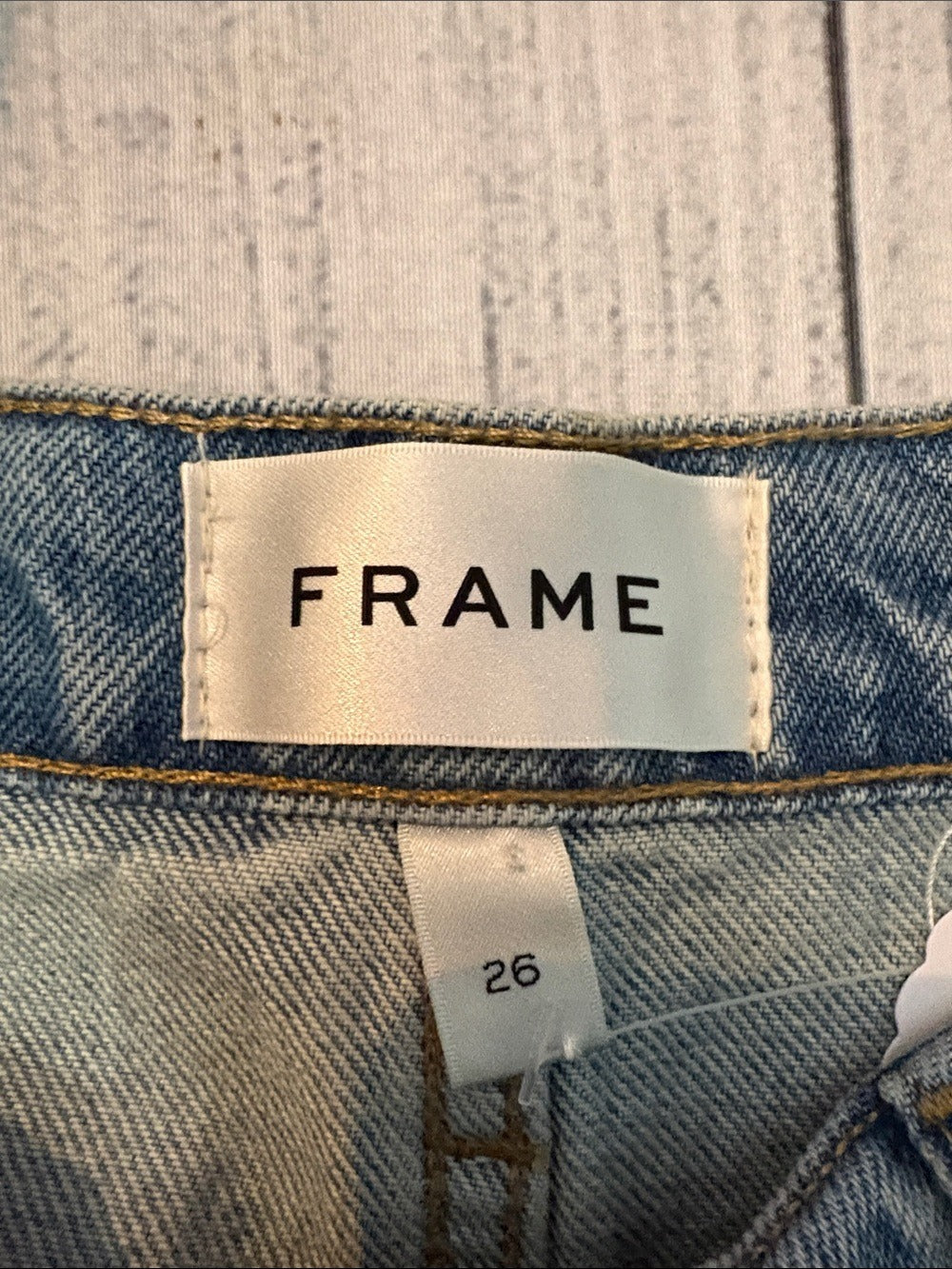 FRAME Le Jane Crop in Rhode - 26 🌟 - Image 3