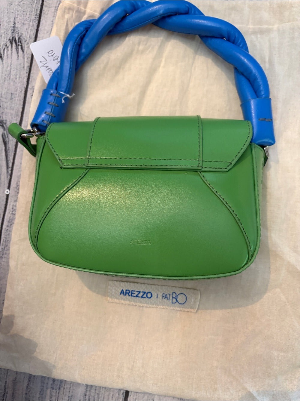 Arezzo x PatBo Green Leather Accent Bag 🌟 - Image 5