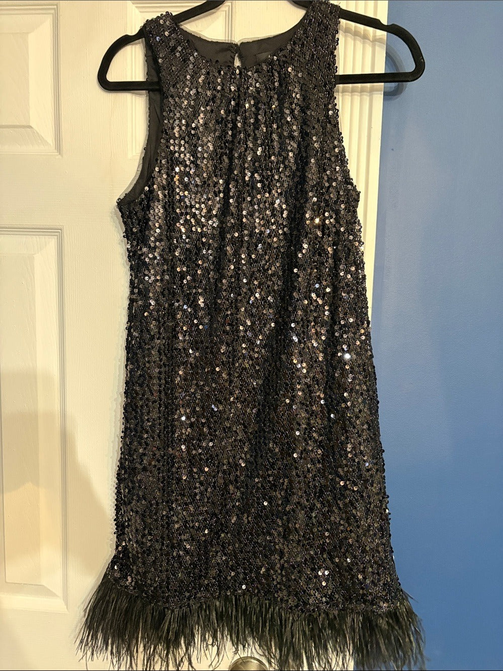 Aidan Mattox Evening Sequin Halter Mini Dress - 8 🌟 - Image 3