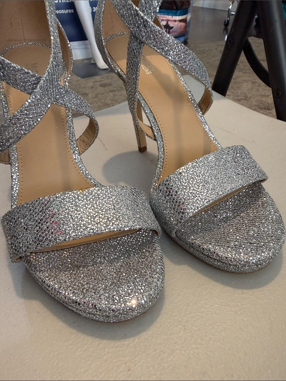 Michael Kors Stassi Platform Glitter Sandals - size 8.5 NEW 🌟 - Image 5