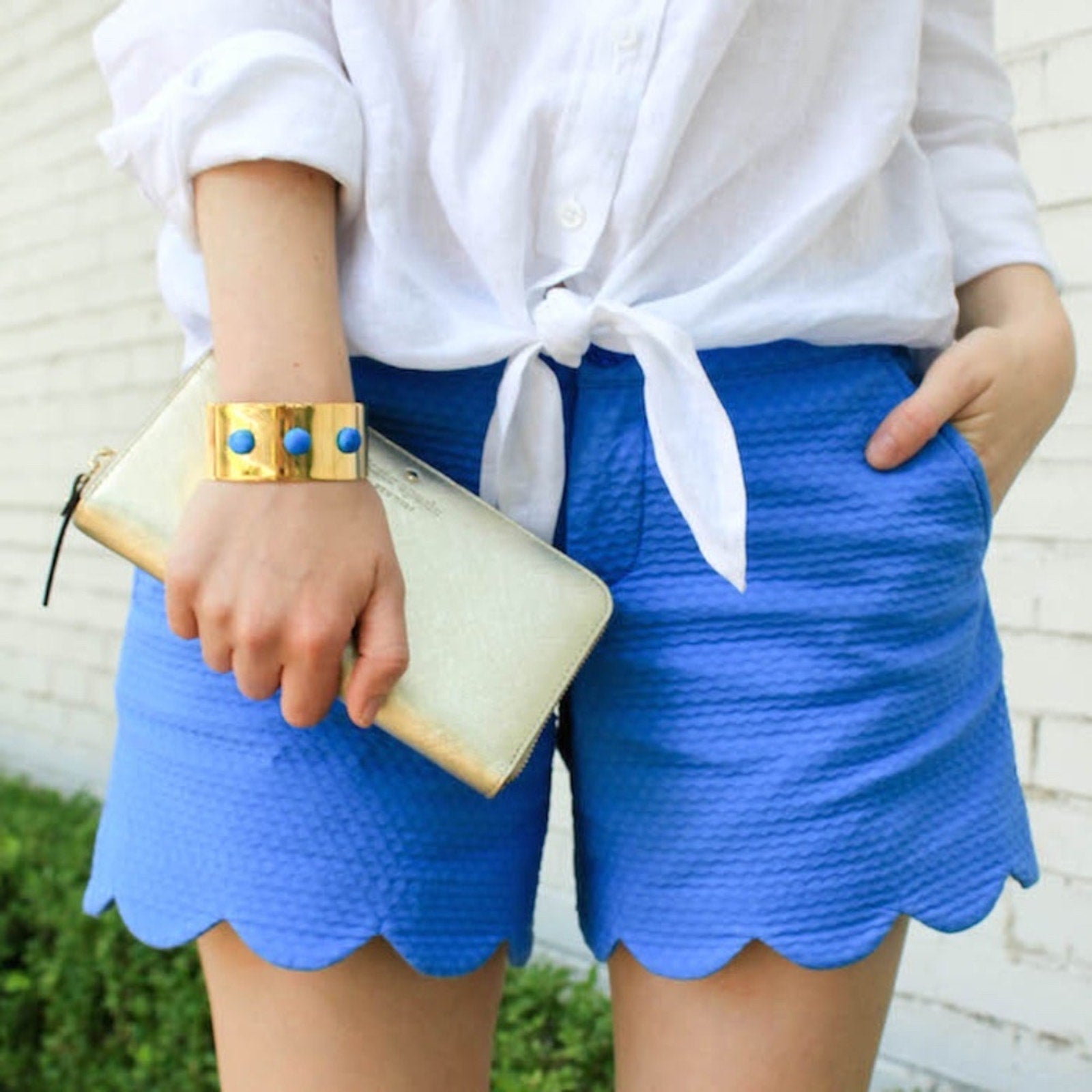 Lilly Pulitzer Blue Scalloped Textured Shorts - size 00