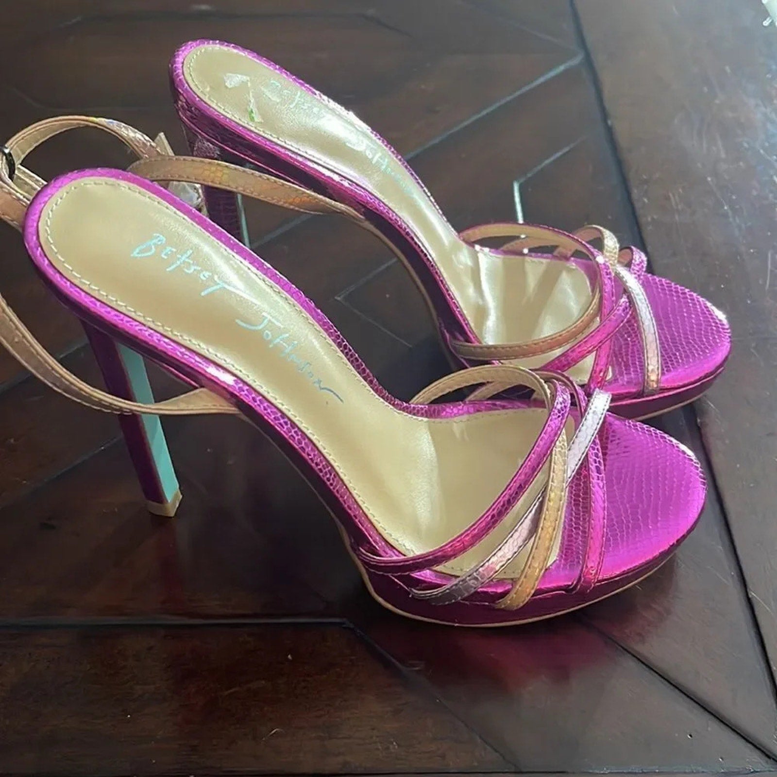 NEW Betsey Johnson Women's Sb-adde Heeled Sandal - size 5.5