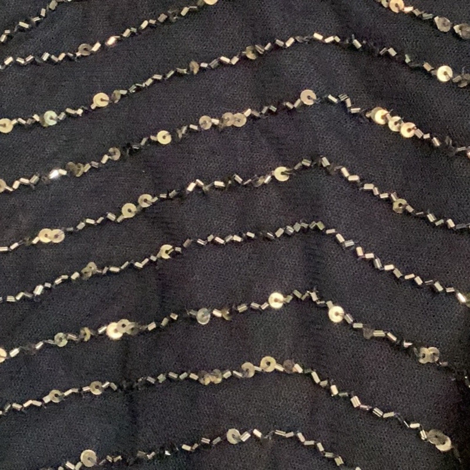 NWT ADRIANNA PAPELL Beaded halter gown - size 6