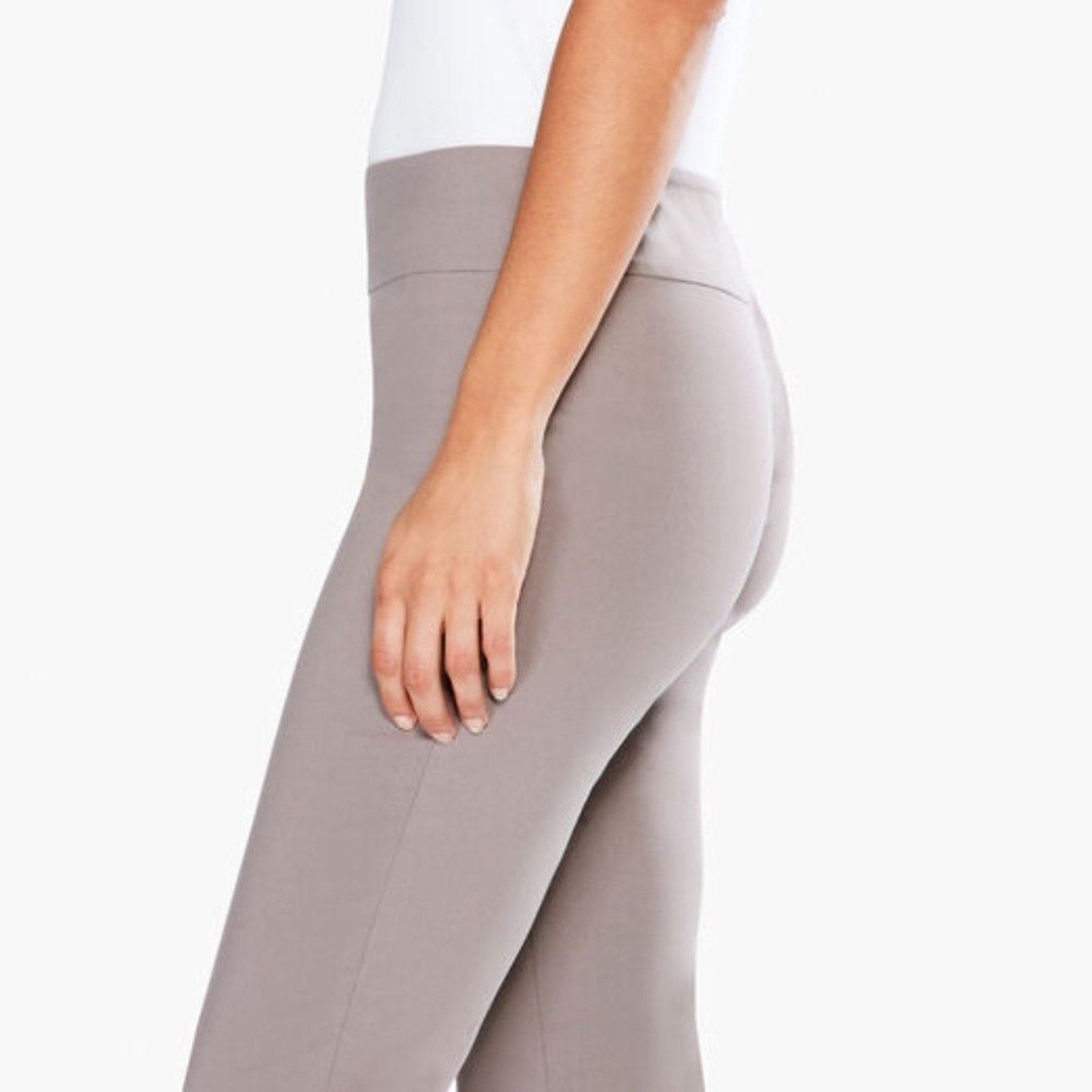 NWT Nic + Zoe Wonderstretch Straight Pant - Shiitake - size 2