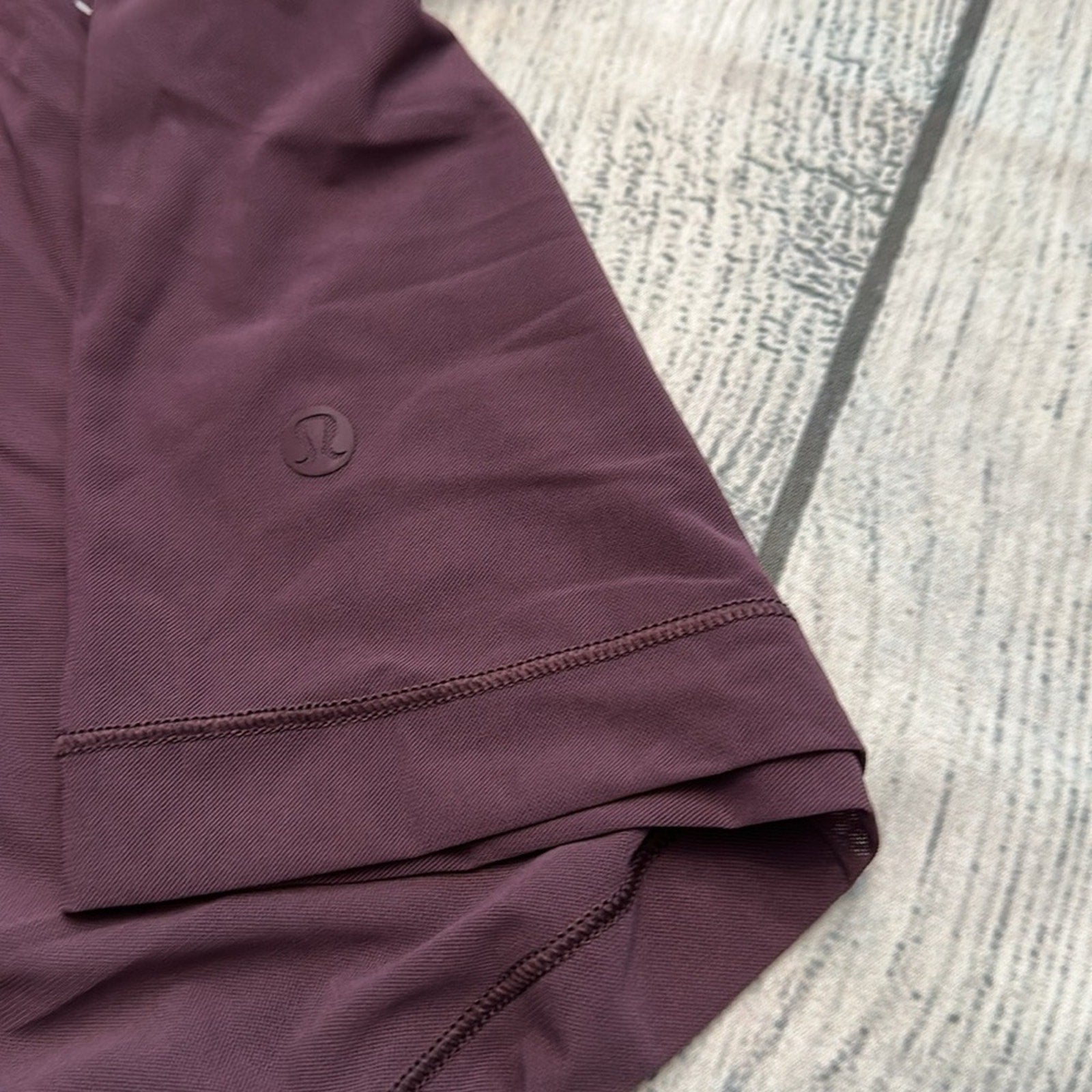 Lululemon size 2 Mesh Keyhole Top - Grape