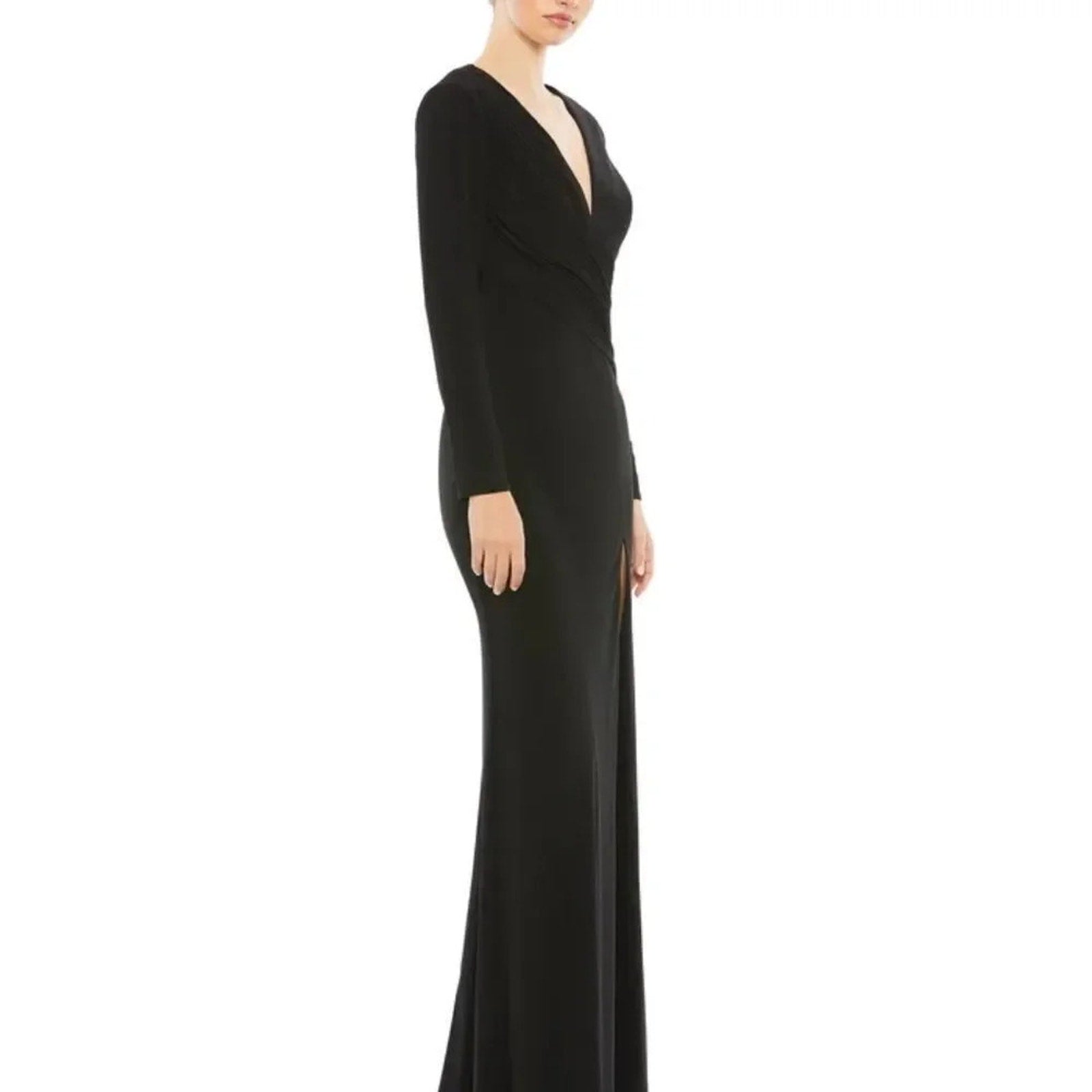 NWT Ieena By Mac Duggal Black dress Style No. 26686 - size. 6