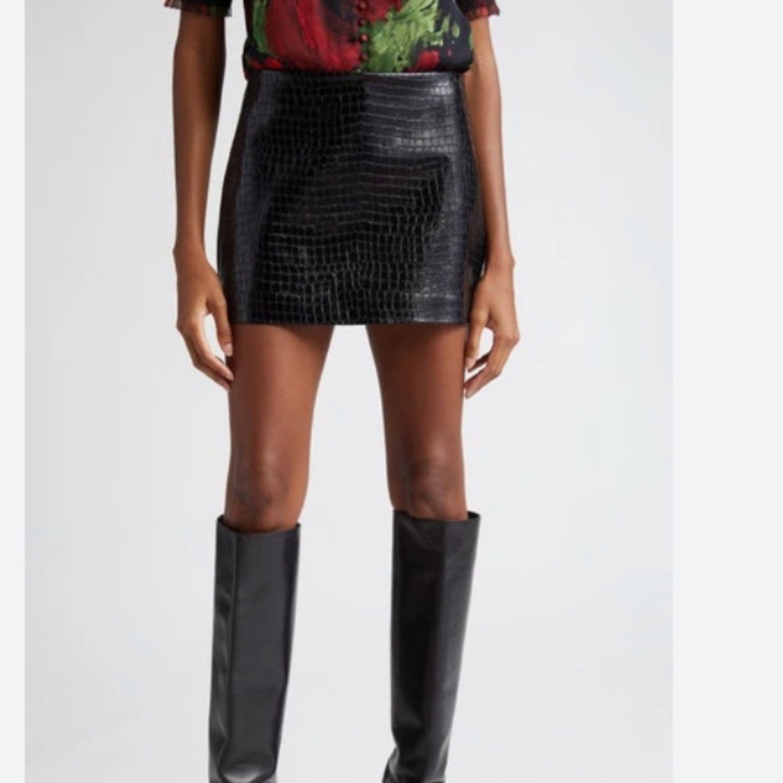 NWT Alice + Olivia Rubi Croc-Embossed Faux Leather Mini Skirt - 4