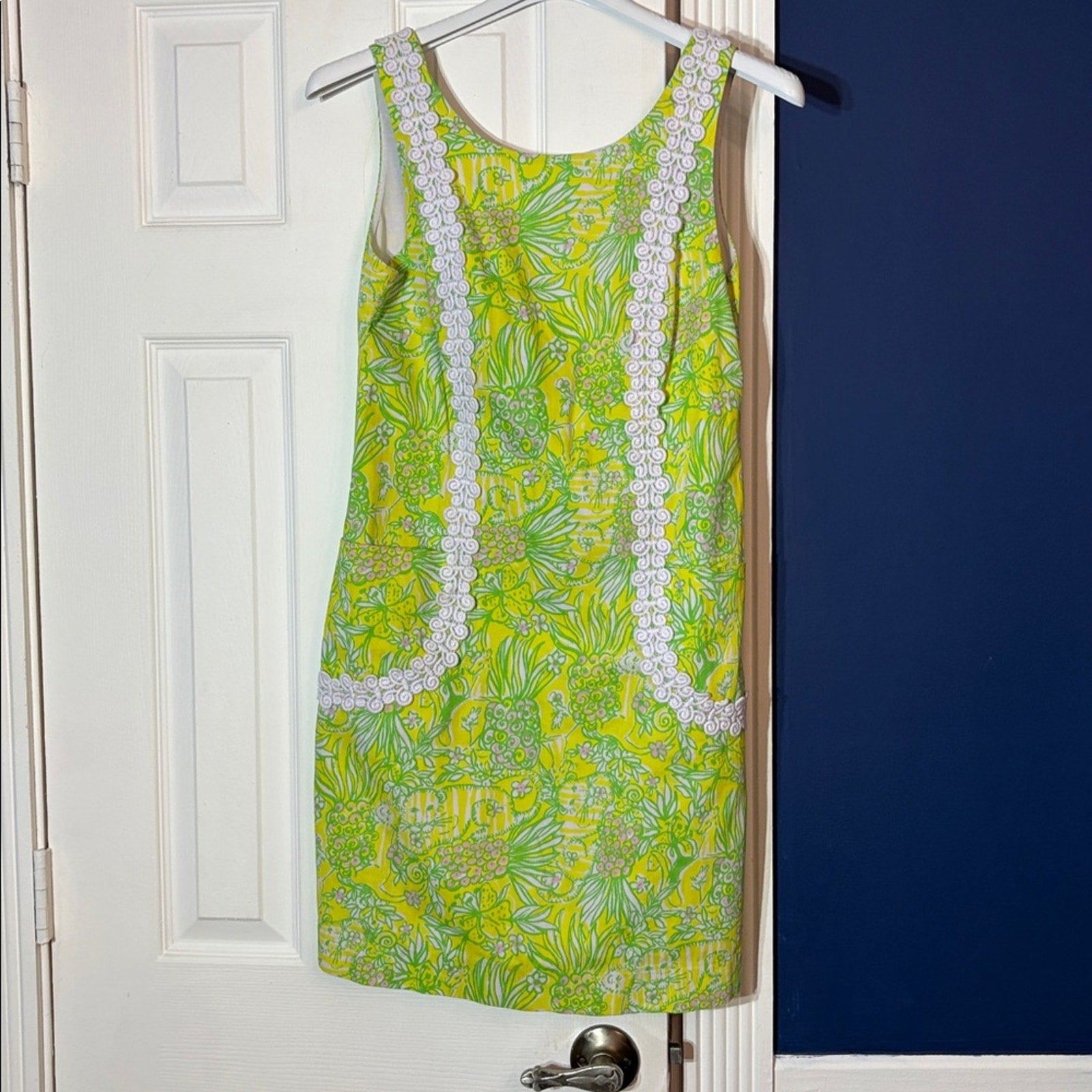 Lilly Pulitzer Shift Dress Sweet Tarty Crazy Cat House Pineapple - size 6