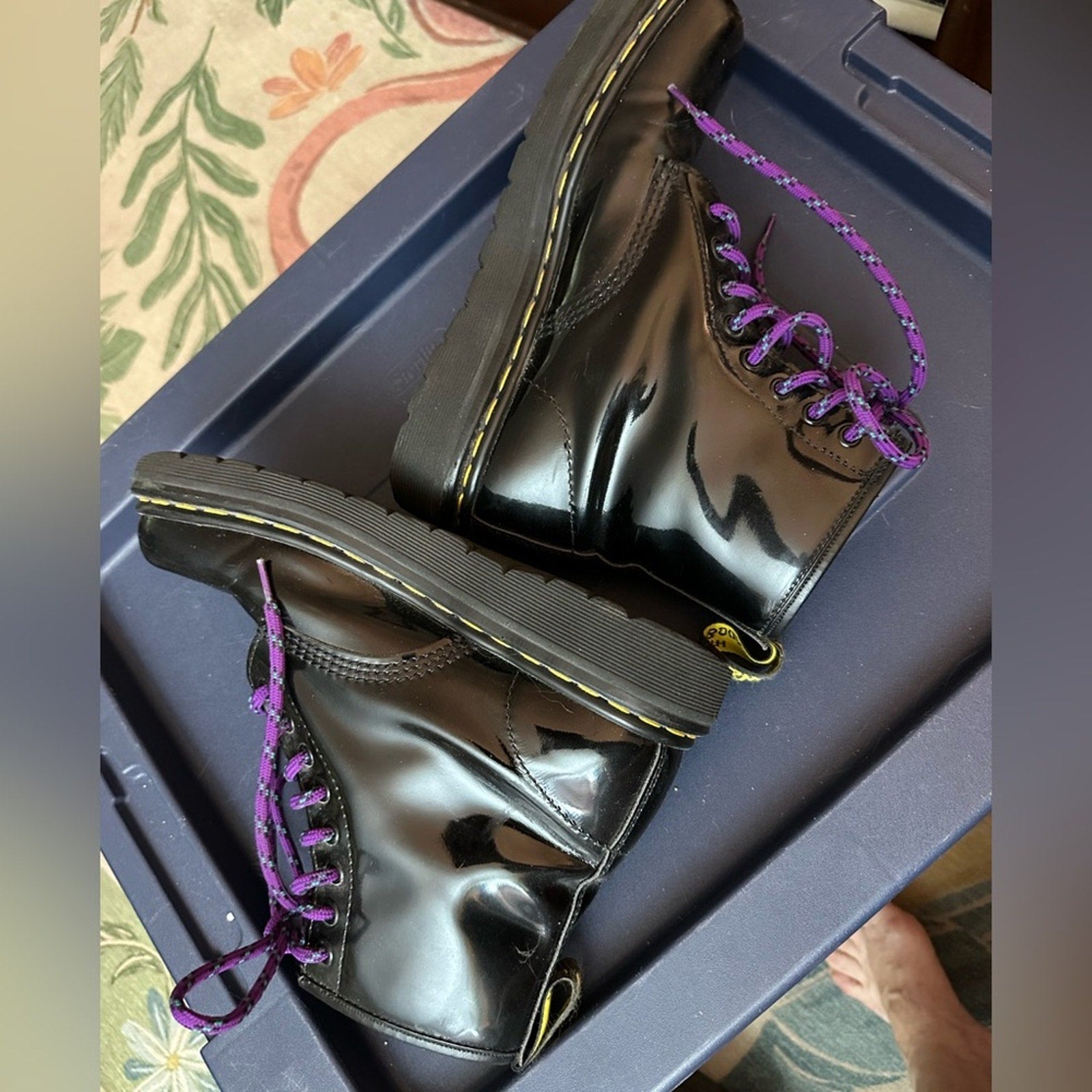 Doc Martens shiny black purple laces doc marten boots - 9 US