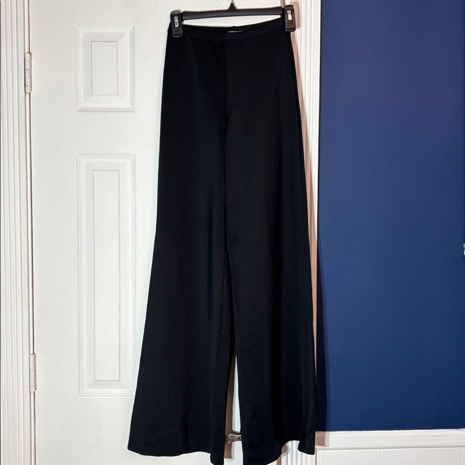 NWT Good American Super Flare Womens Black Pants - size 1 (small)