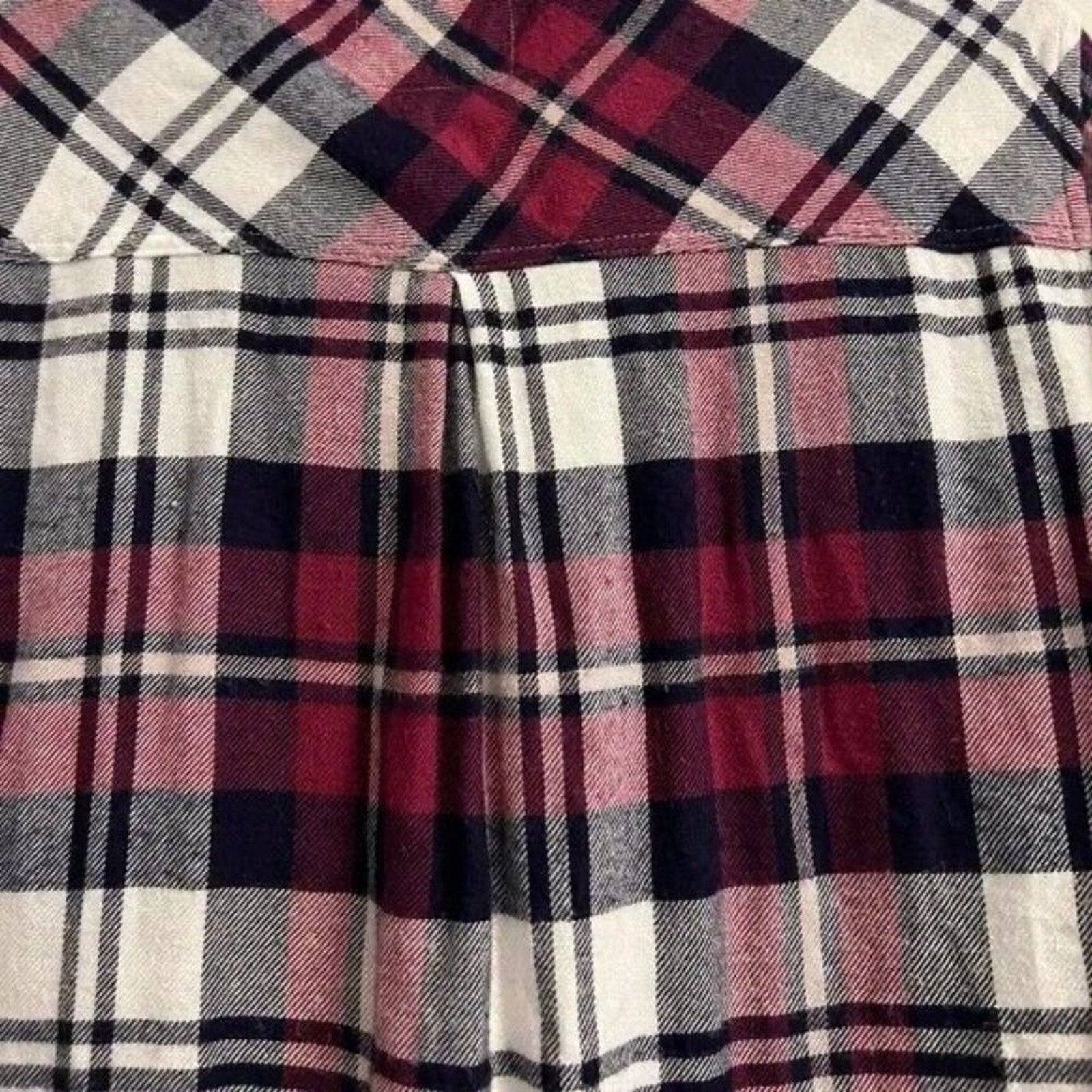 NEW Rails Hunter Lychee, Navy, & White - size small
