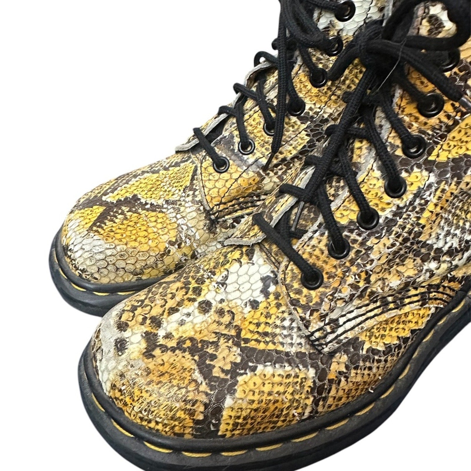 DR. MARTENS VINTAGE SNAKE PRINT ANKLE BOOTS WOMEN SIZE US 9 MADE IN ENGLAND