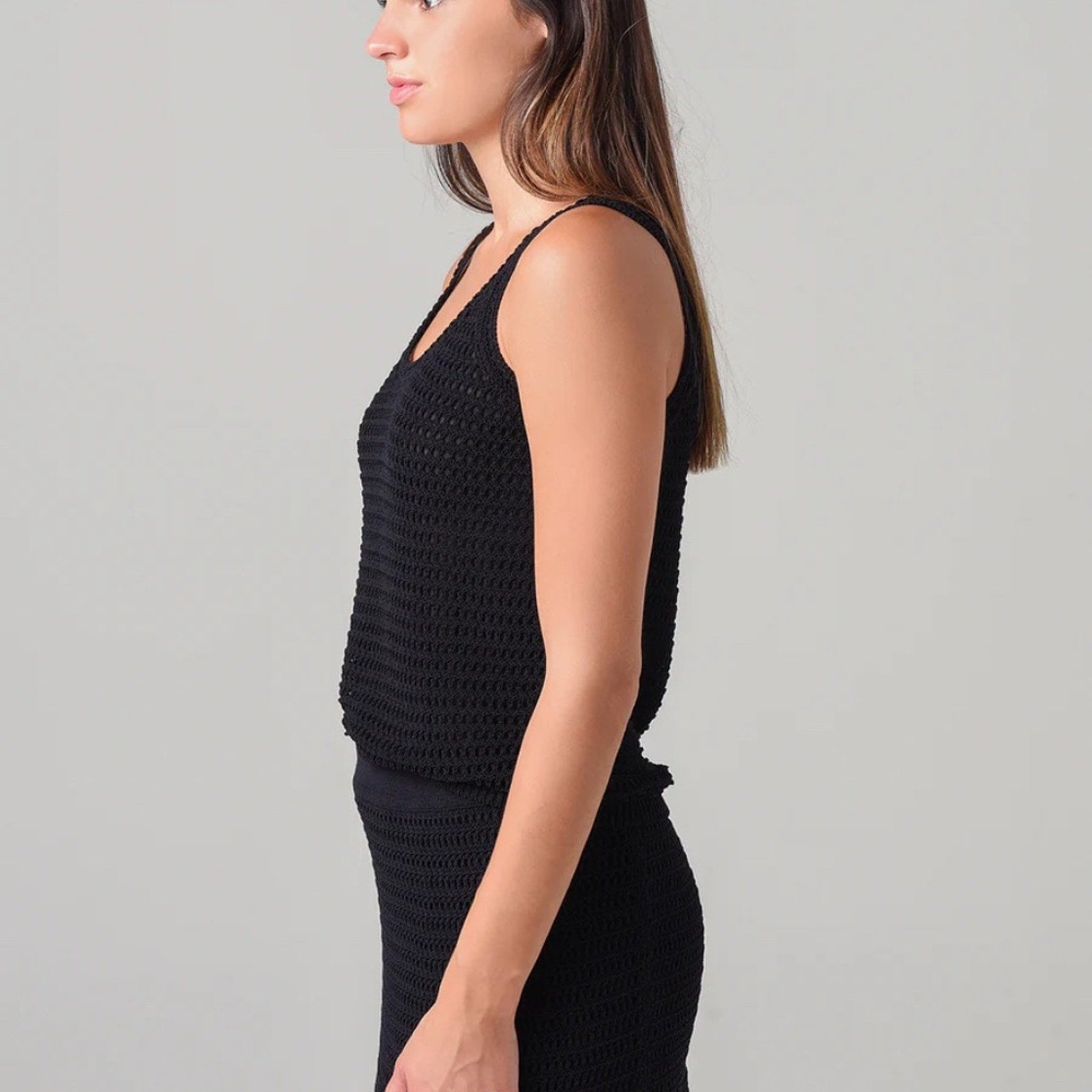 VINCE Women's Crochet Tank Top - size small - NWT
