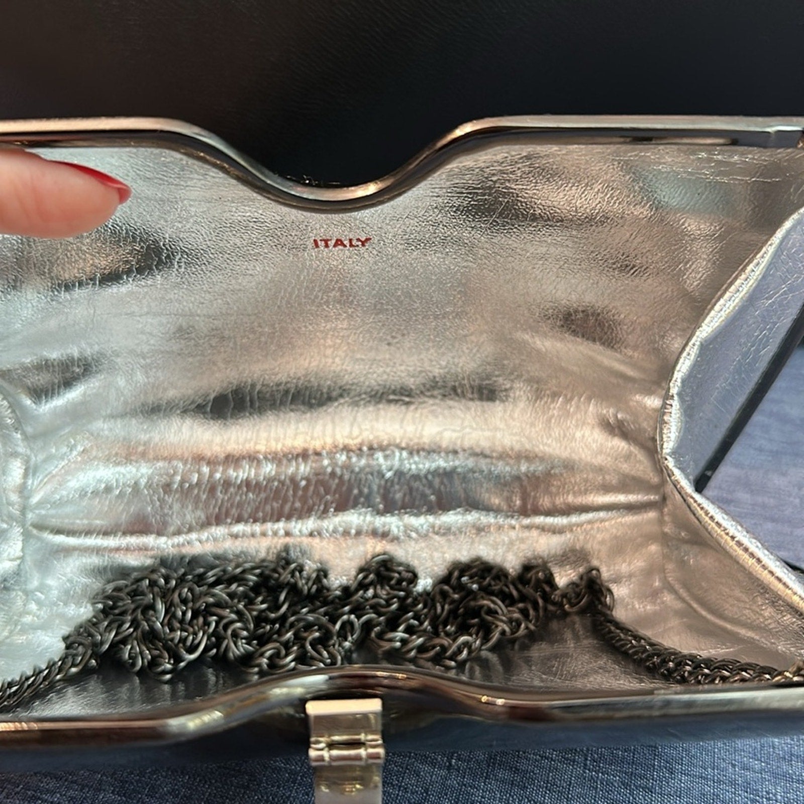 Rodo Metallic Dark Silver with Silver Pendant Crossbody