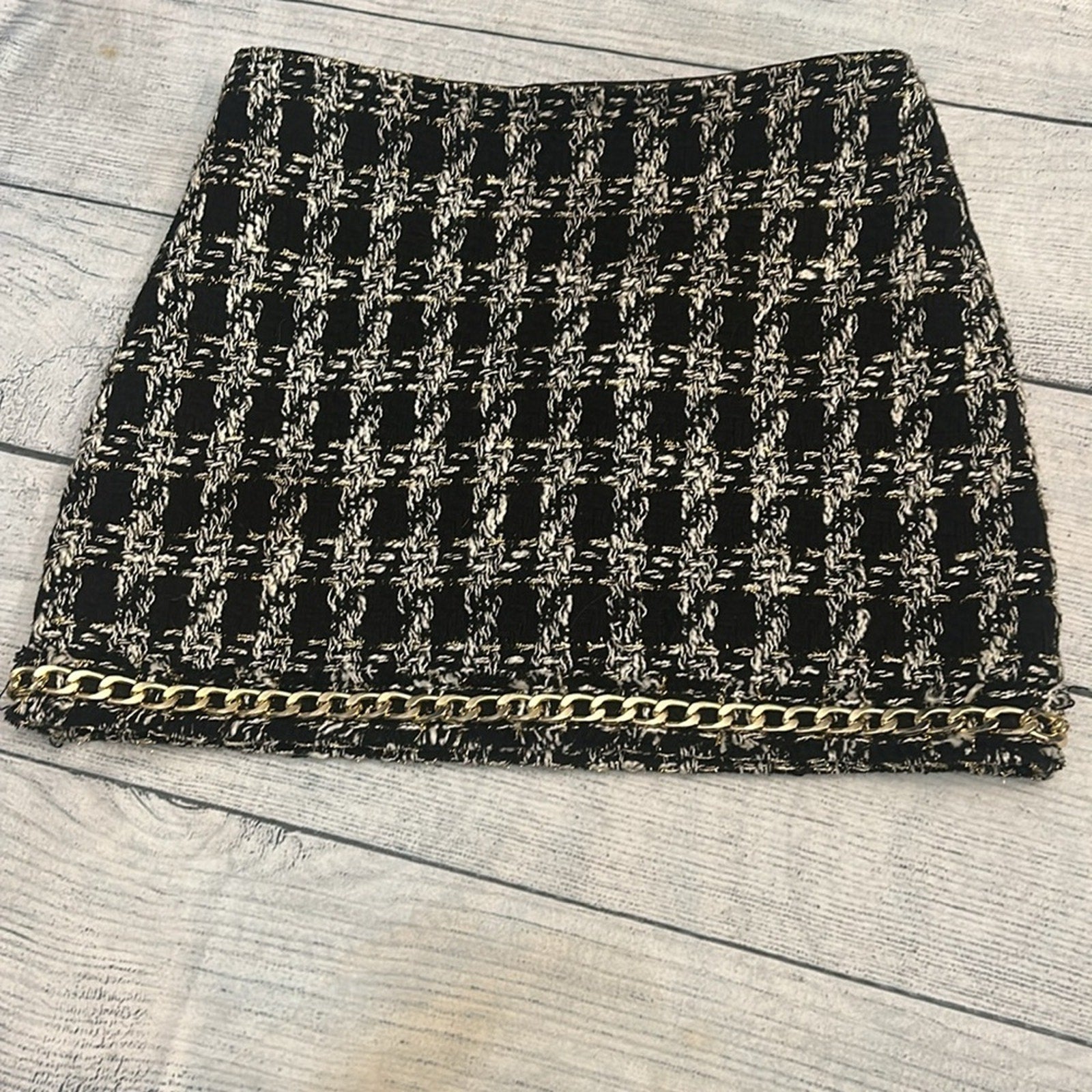 Alice + Olivia Elana Chain Detail Cotton Blend Tweed Skirt - size 4