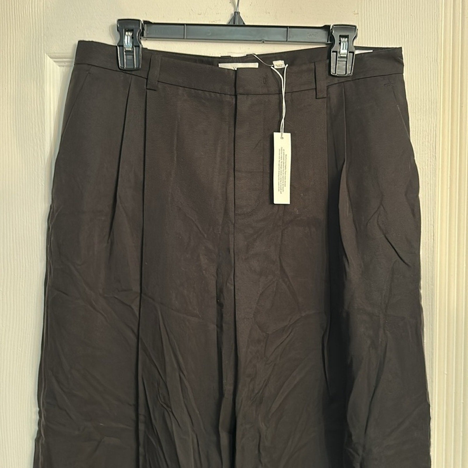 NWT Vince Drop-Waist Pleated Trouser - size 8
