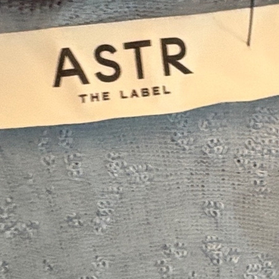 NEW Astr the Label Textured Bodycon Midi Dress - size M