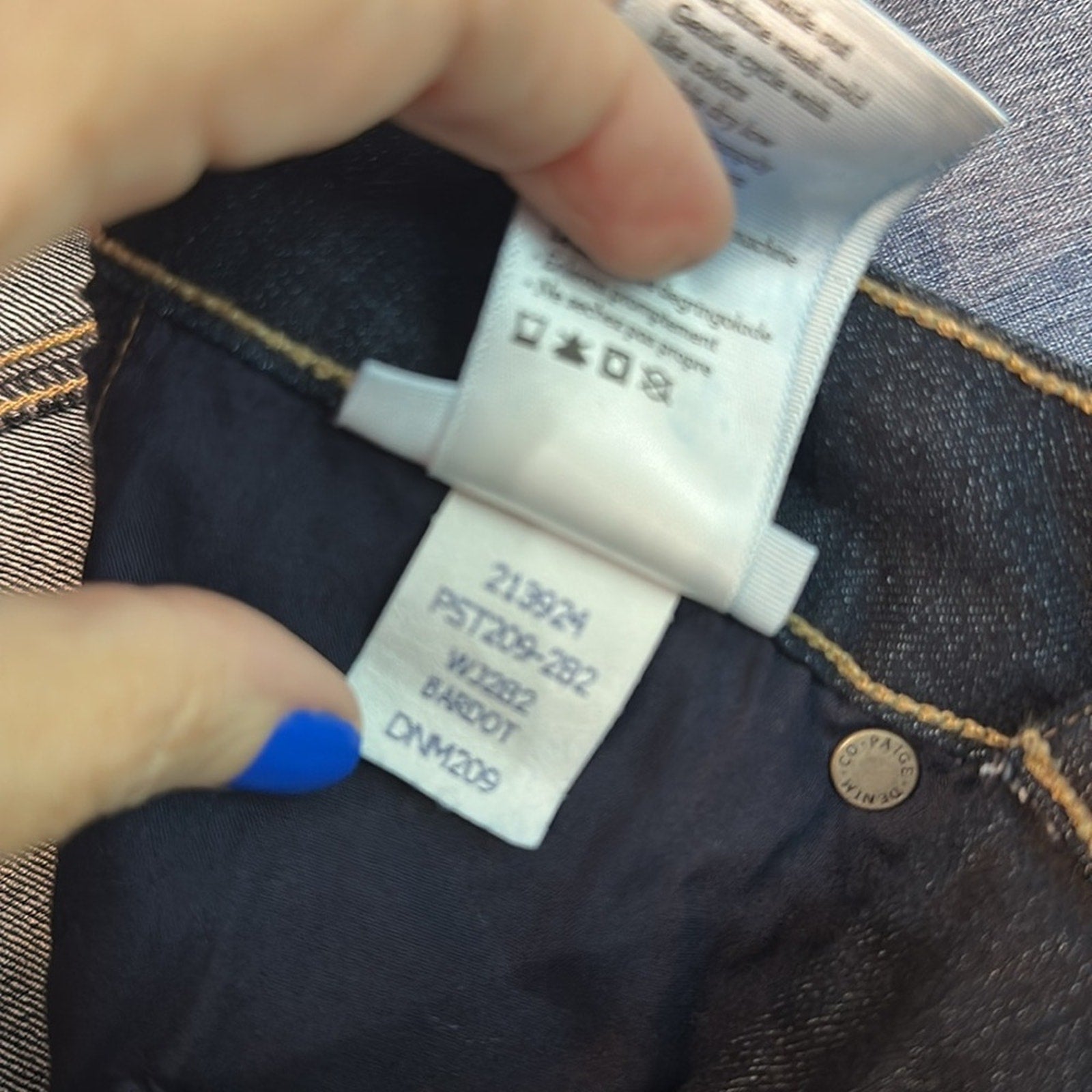 PAIGE Peg Straight Designer Denim Jeans in Bardot - size 25