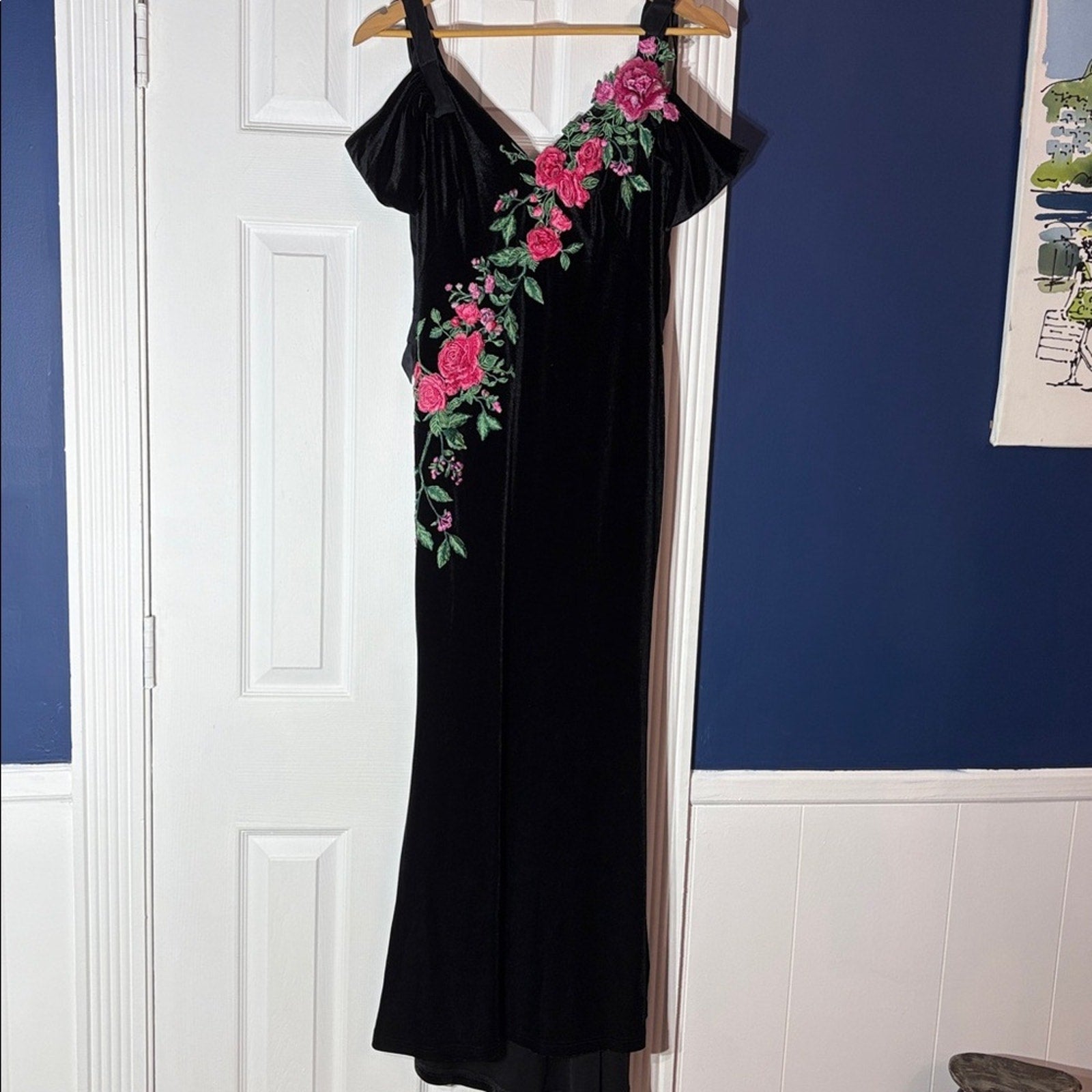 Tadashi Shoji Mila Gown - S