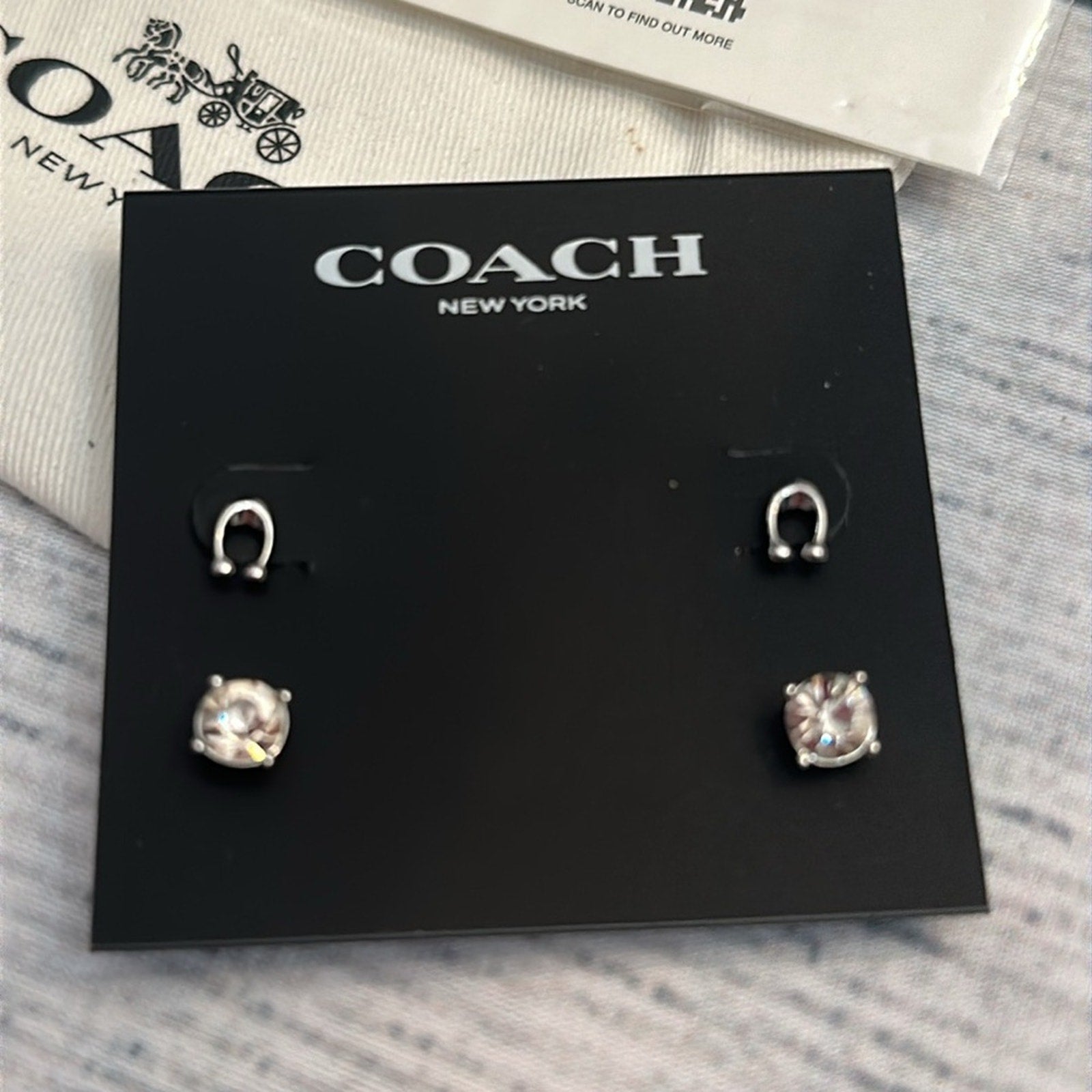 NEW Coach Signature And Stone Stud Earrings Set