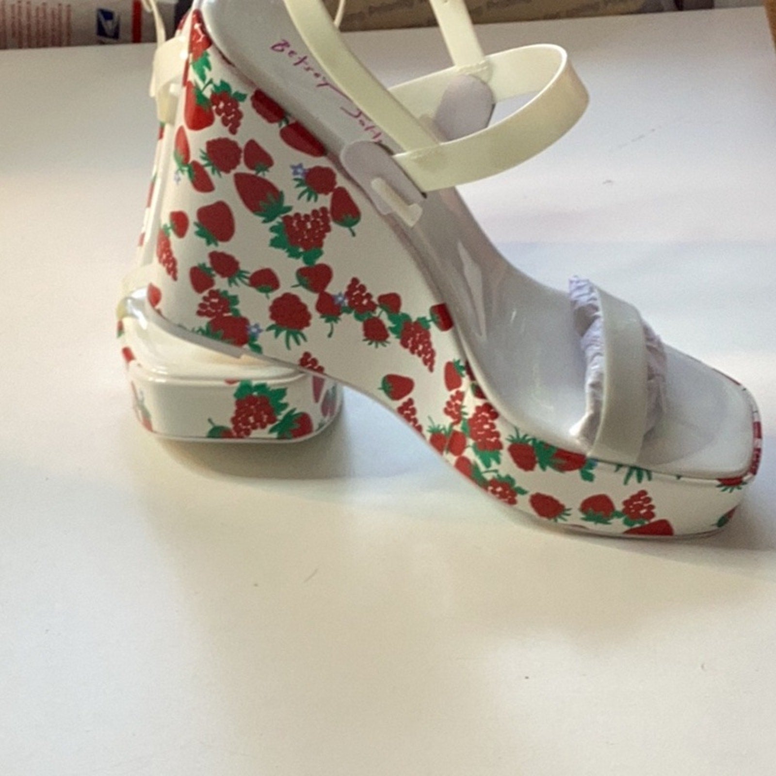 Betsey Johnson Landry Berry Multi - 7.5