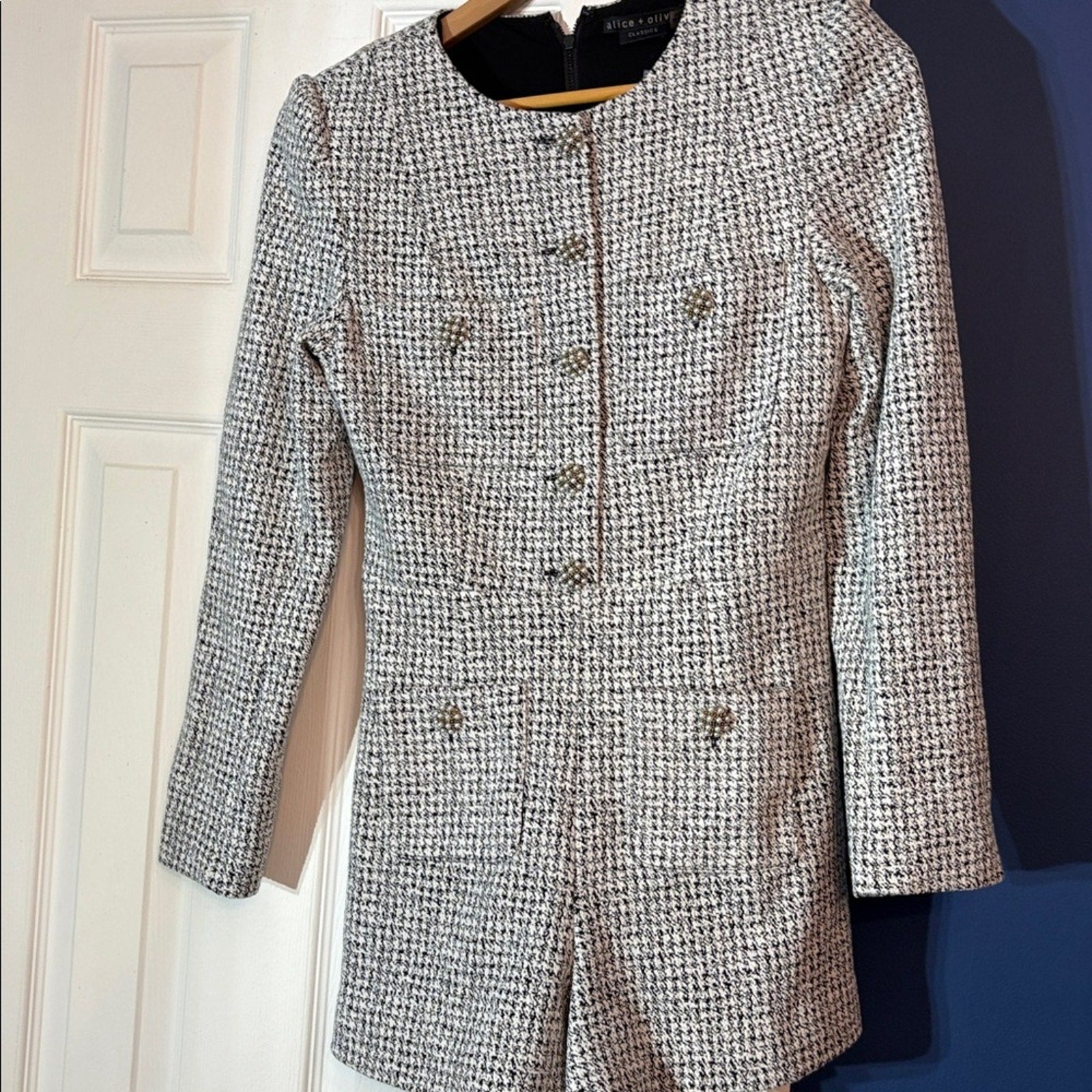 NWT Alice + Olivia Shiloh Button-Front Tweed Romper - size 4