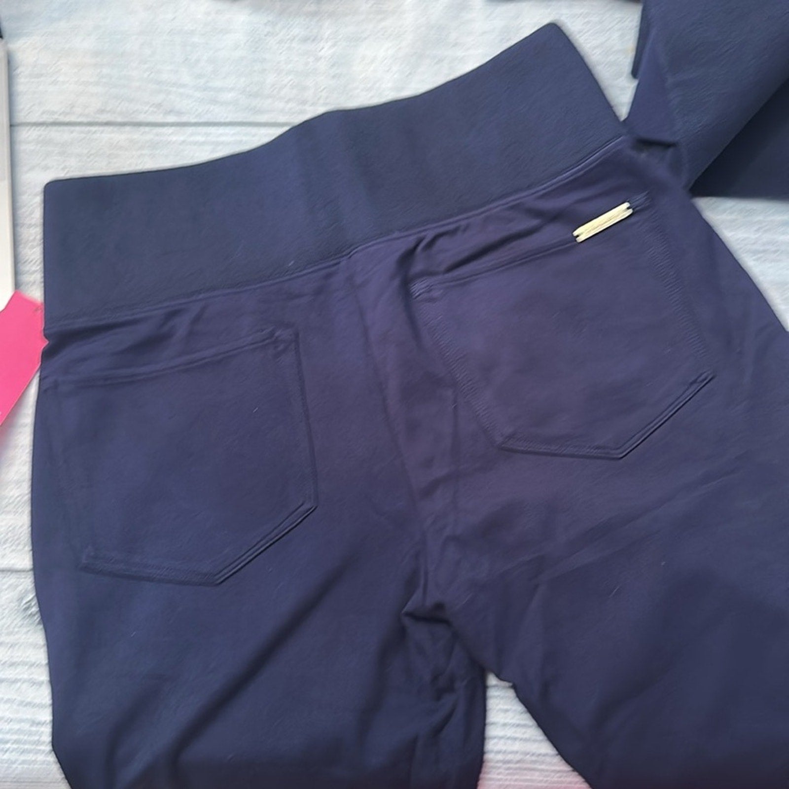 NWT Lilly Pulitzer 28" Mia High-Rise Knit Legging in Navy - size Large