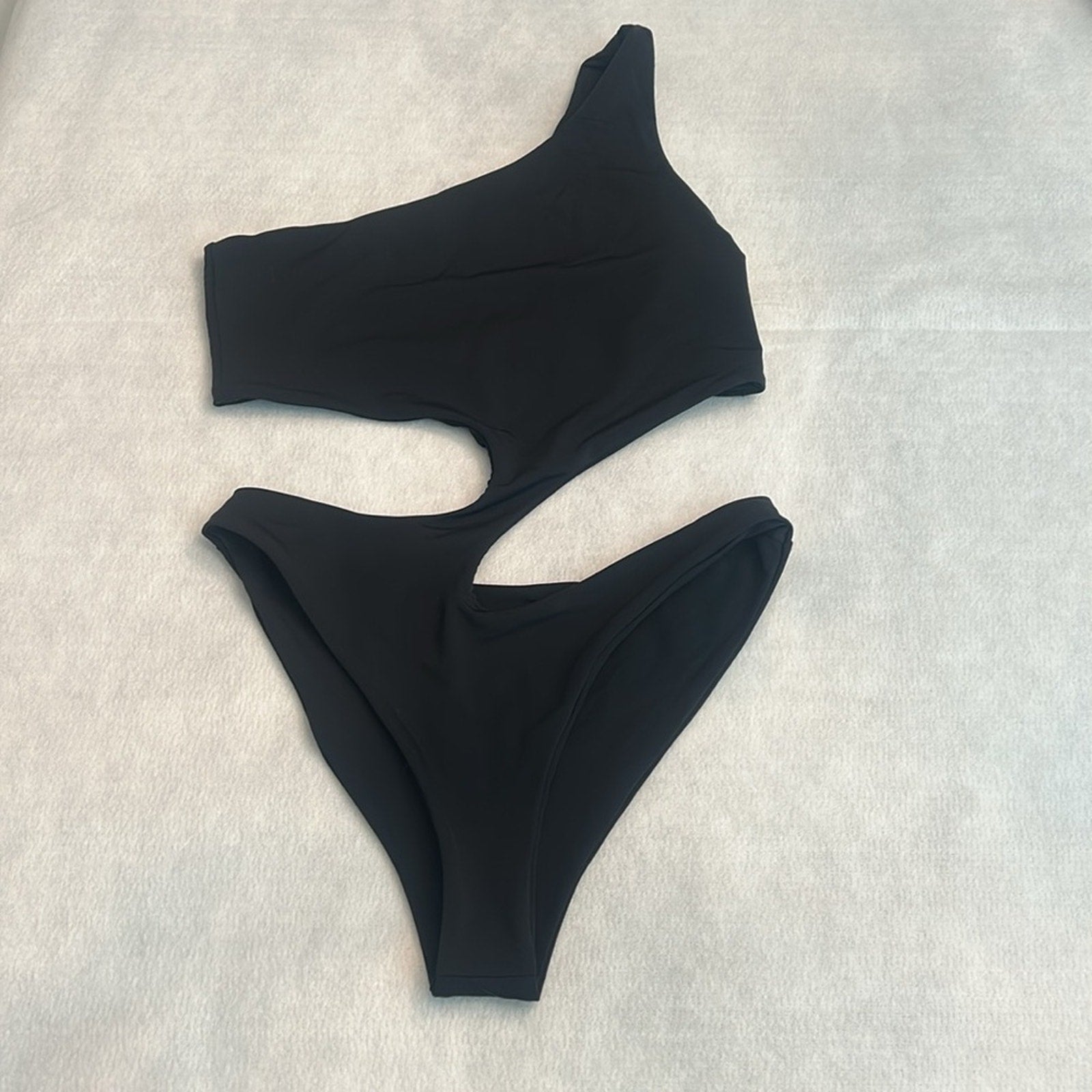 NEW Louisa Ballou Carve Cut Out Onepiece Swimsuit - size large